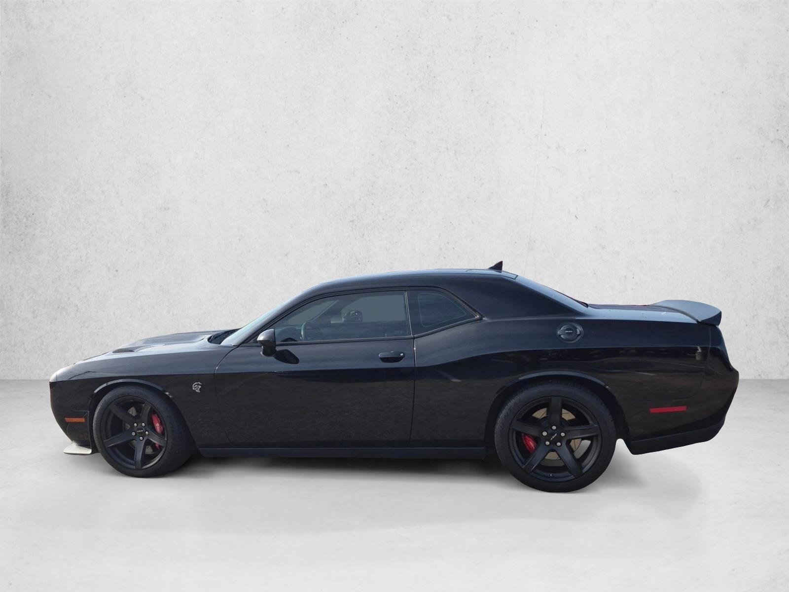 Thumbnail: 2017 Dodge Challenger - 2