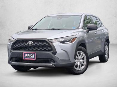 2022 Toyota Corolla Cross L -
                  Sterling, VA