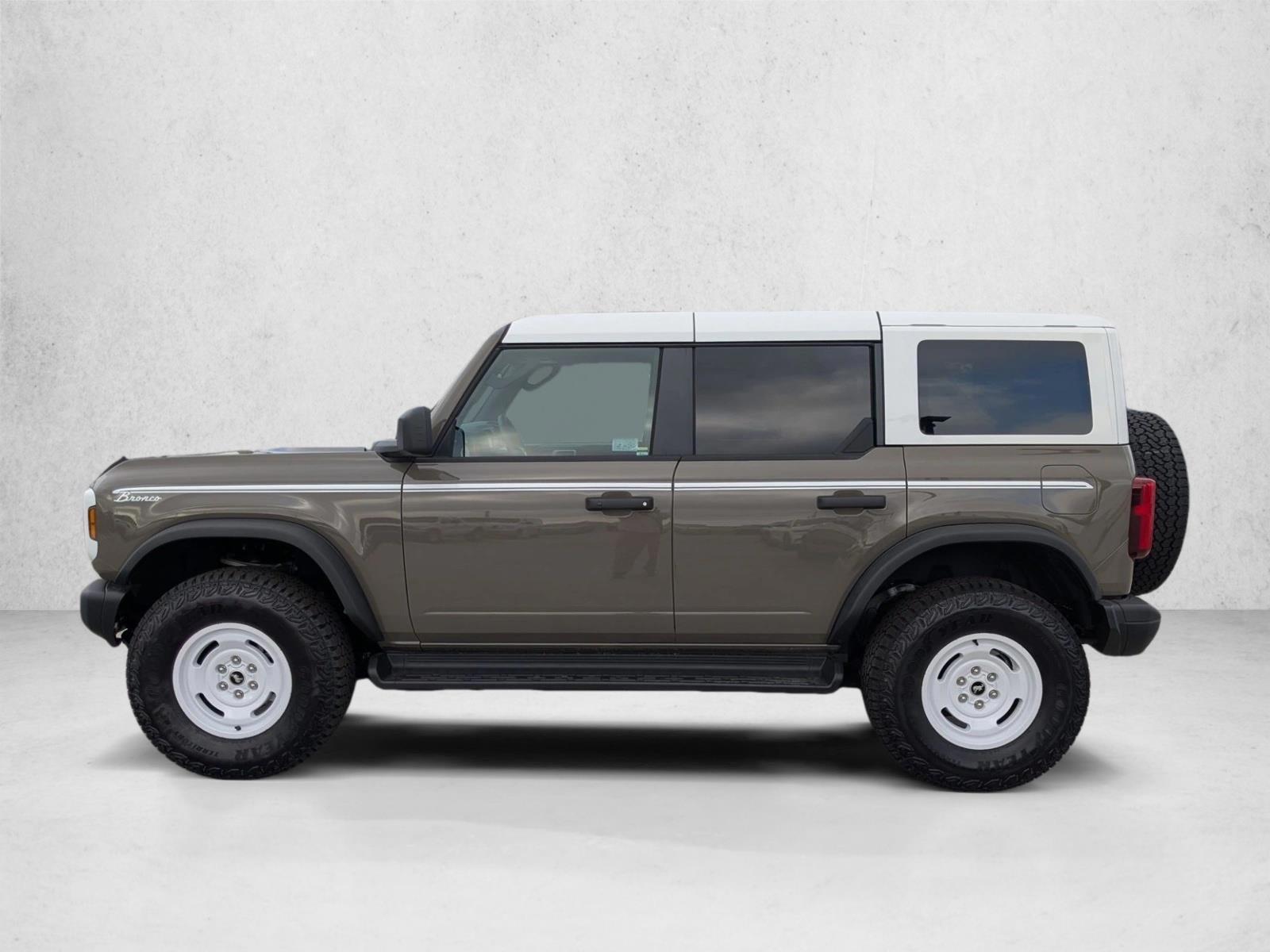 Thumbnail: 2026 Ford Bronco - 2