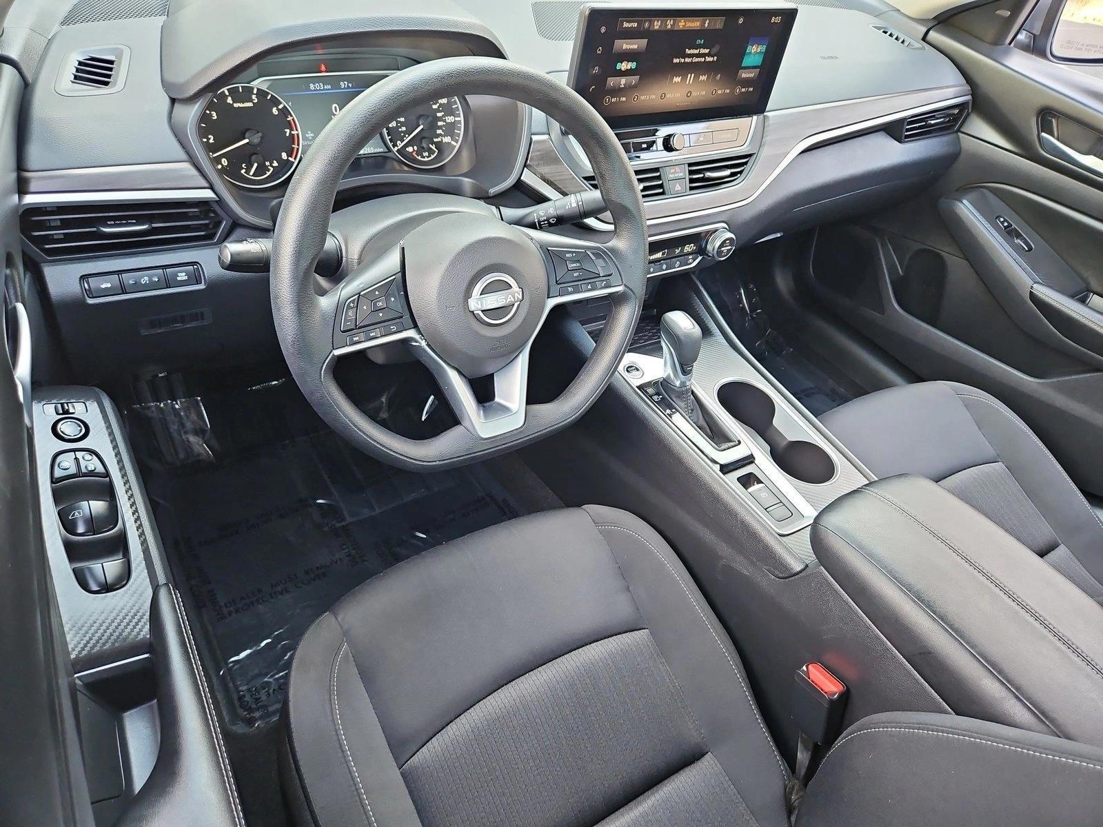 Thumbnail: 2025 Nissan Altima - 3