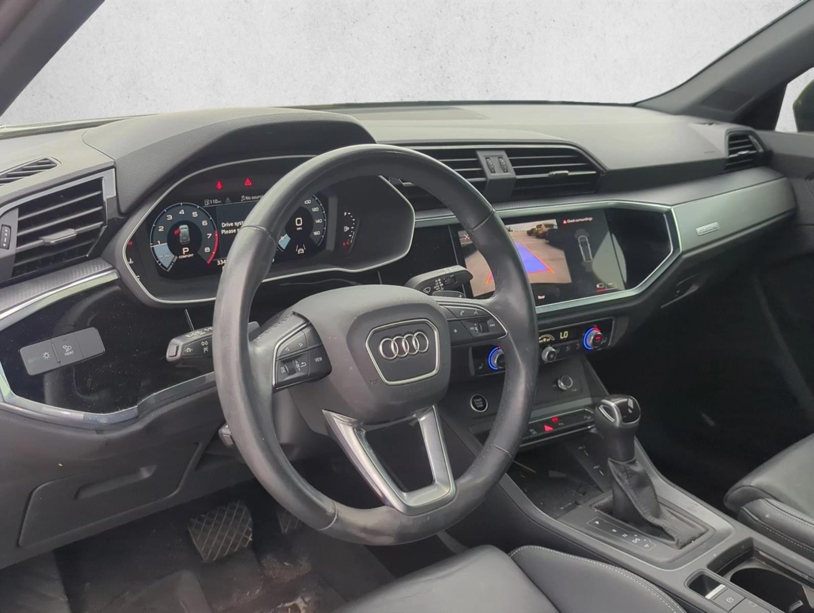 Thumbnail: 2024 Audi Q3 - 3