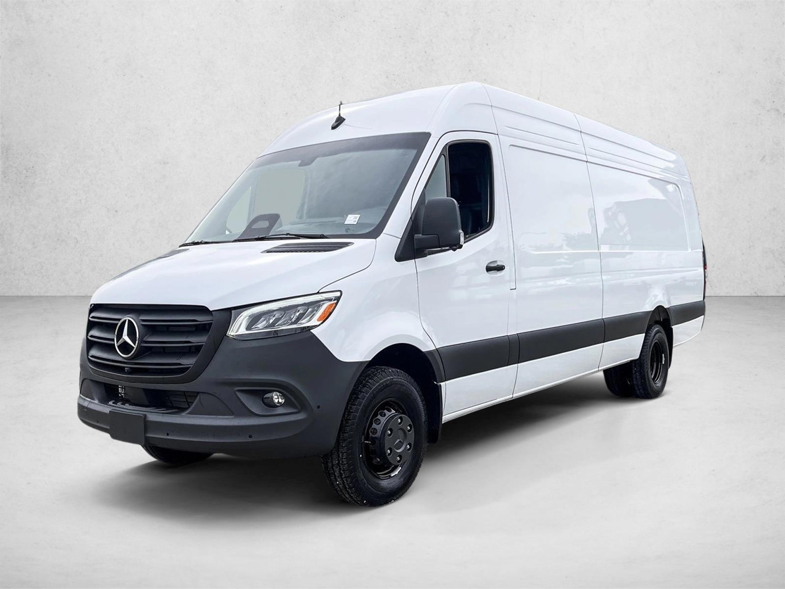 Thumbnail: 2026 Mercedes-Benz Sprinter - 1