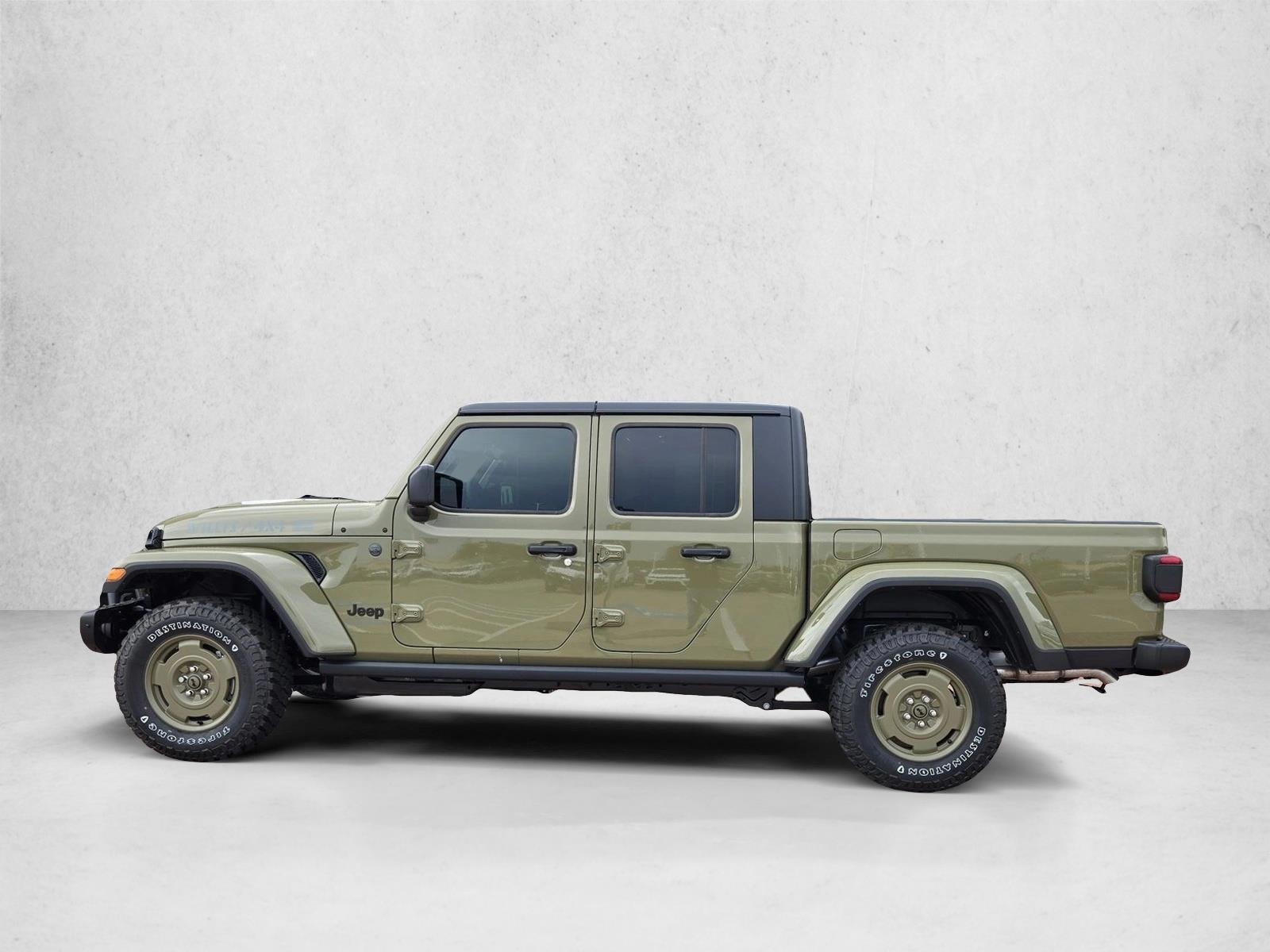 Thumbnail: 2026 Jeep Gladiator - 2