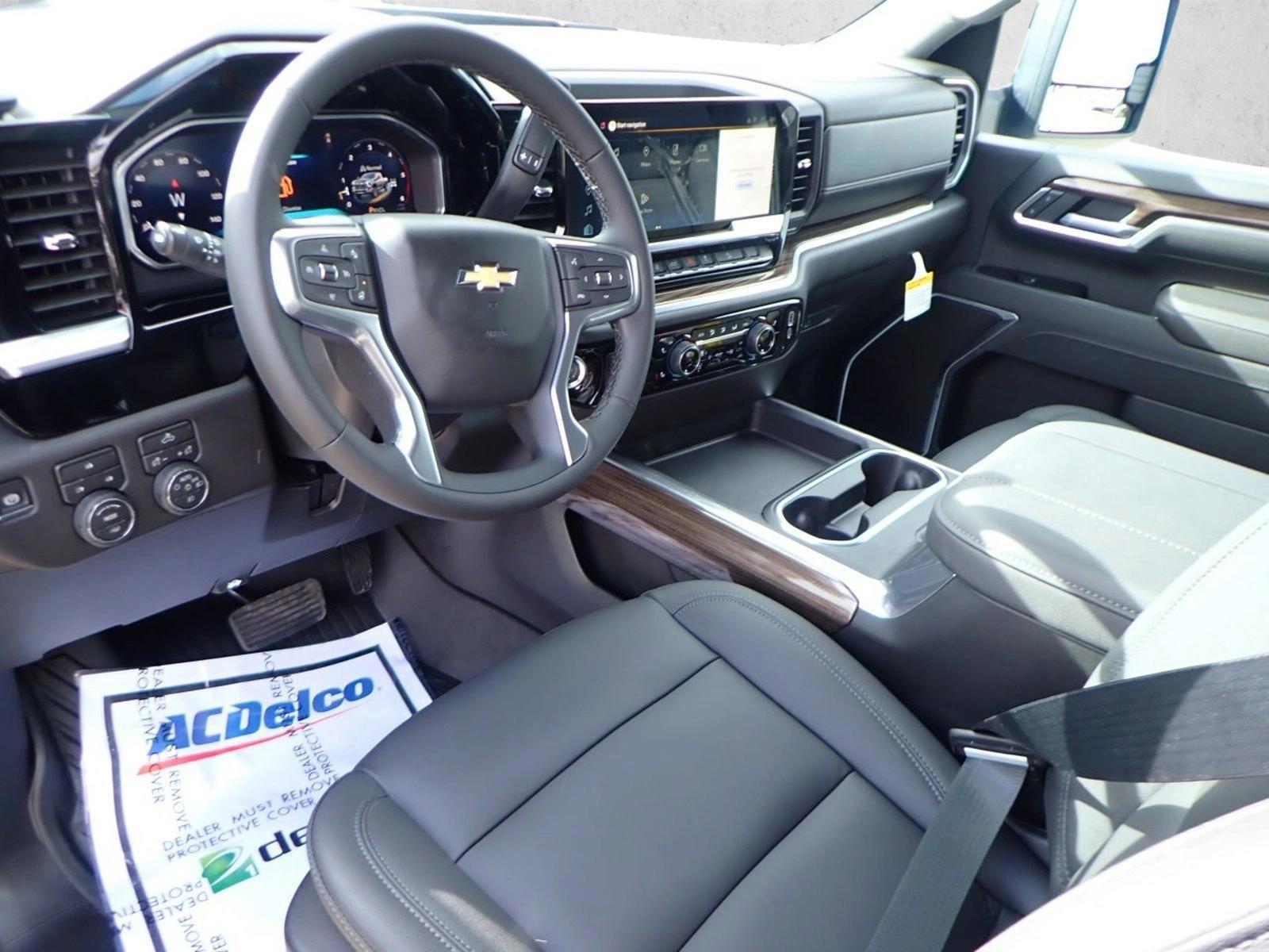 Thumbnail: 2026 Chevrolet Silverado 2500 - 3