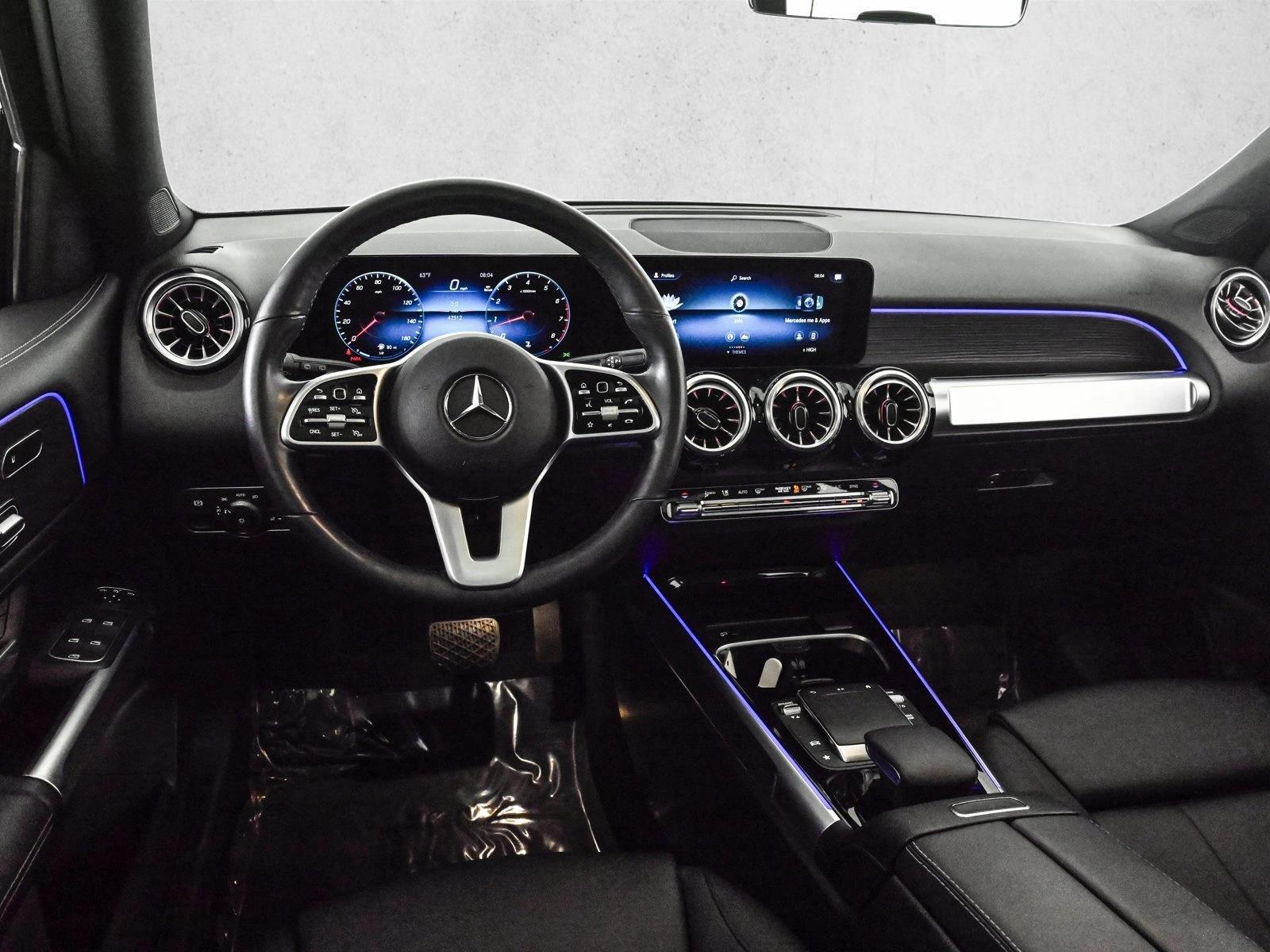 Thumbnail: 2023 Mercedes-Benz GLB - 3