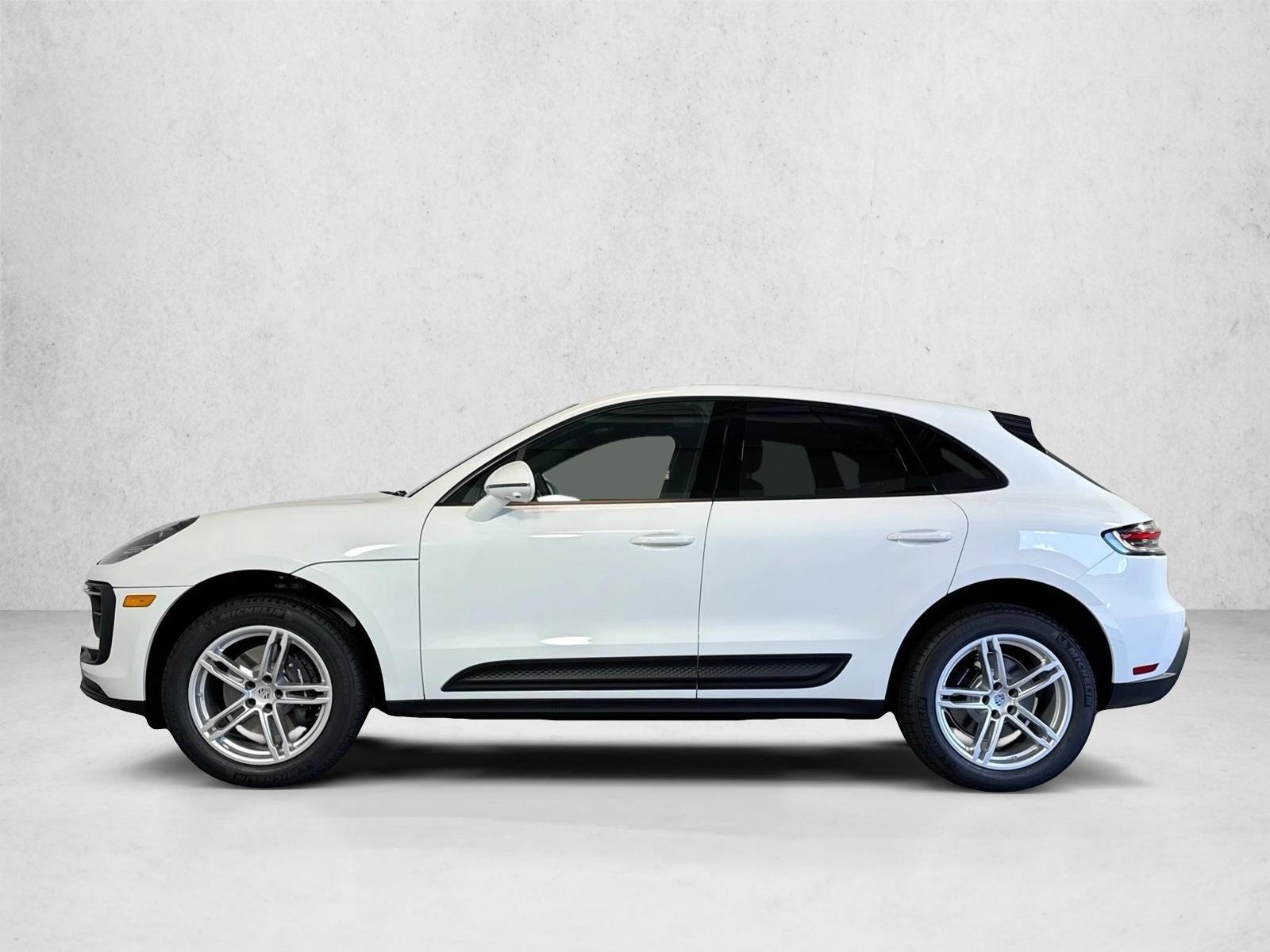 Thumbnail: 2026 Porsche Macan - 2