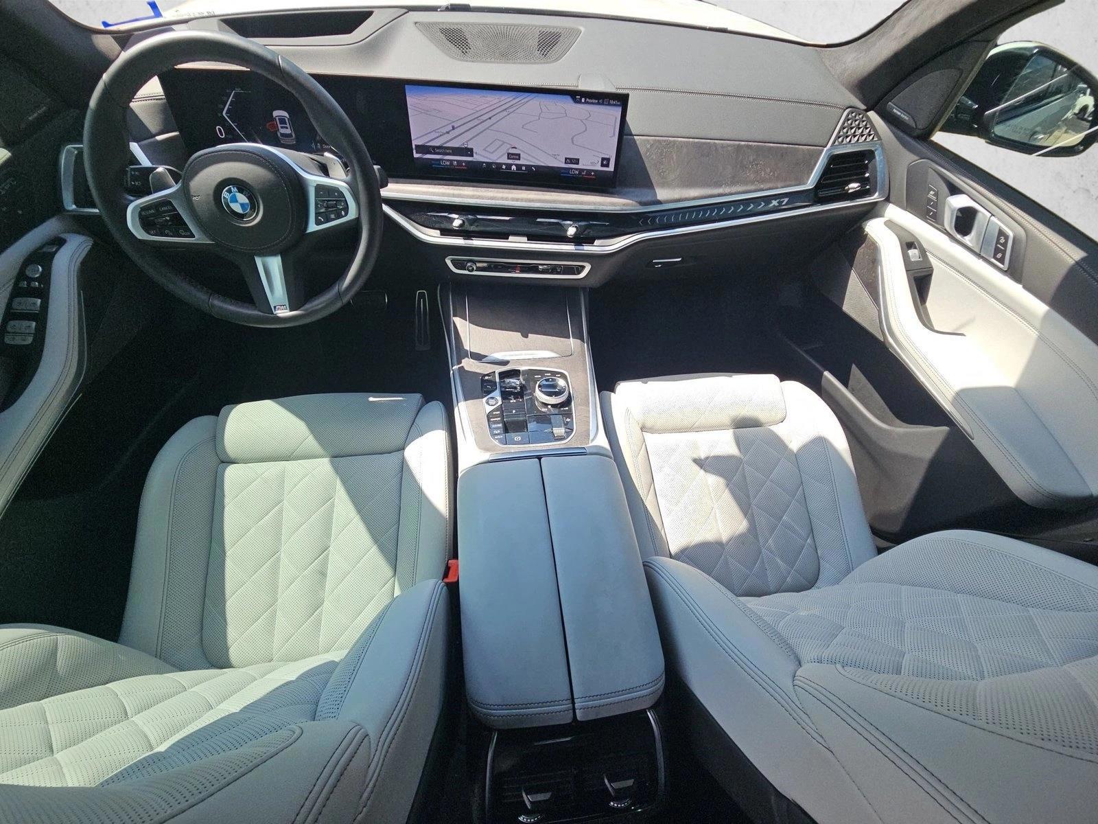 Thumbnail: 2025 BMW X7 - 3