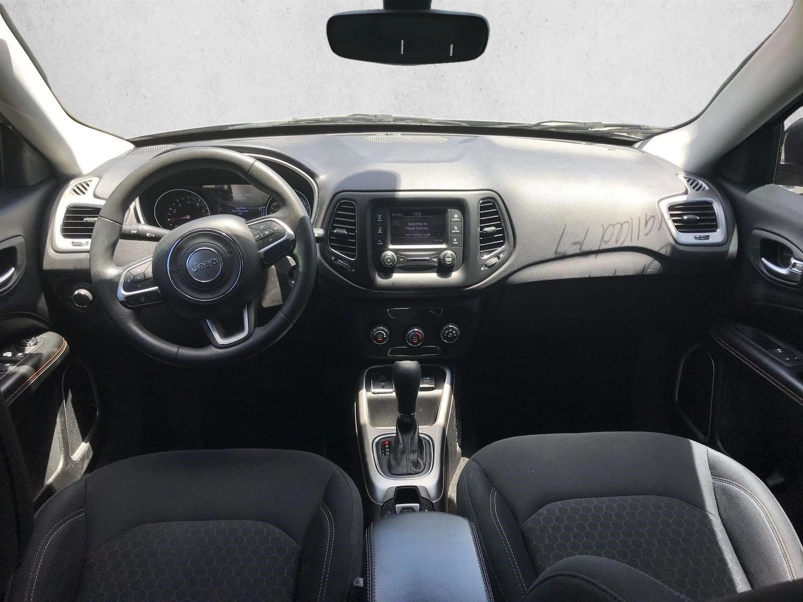 Thumbnail: 2017 Jeep Compass - 3