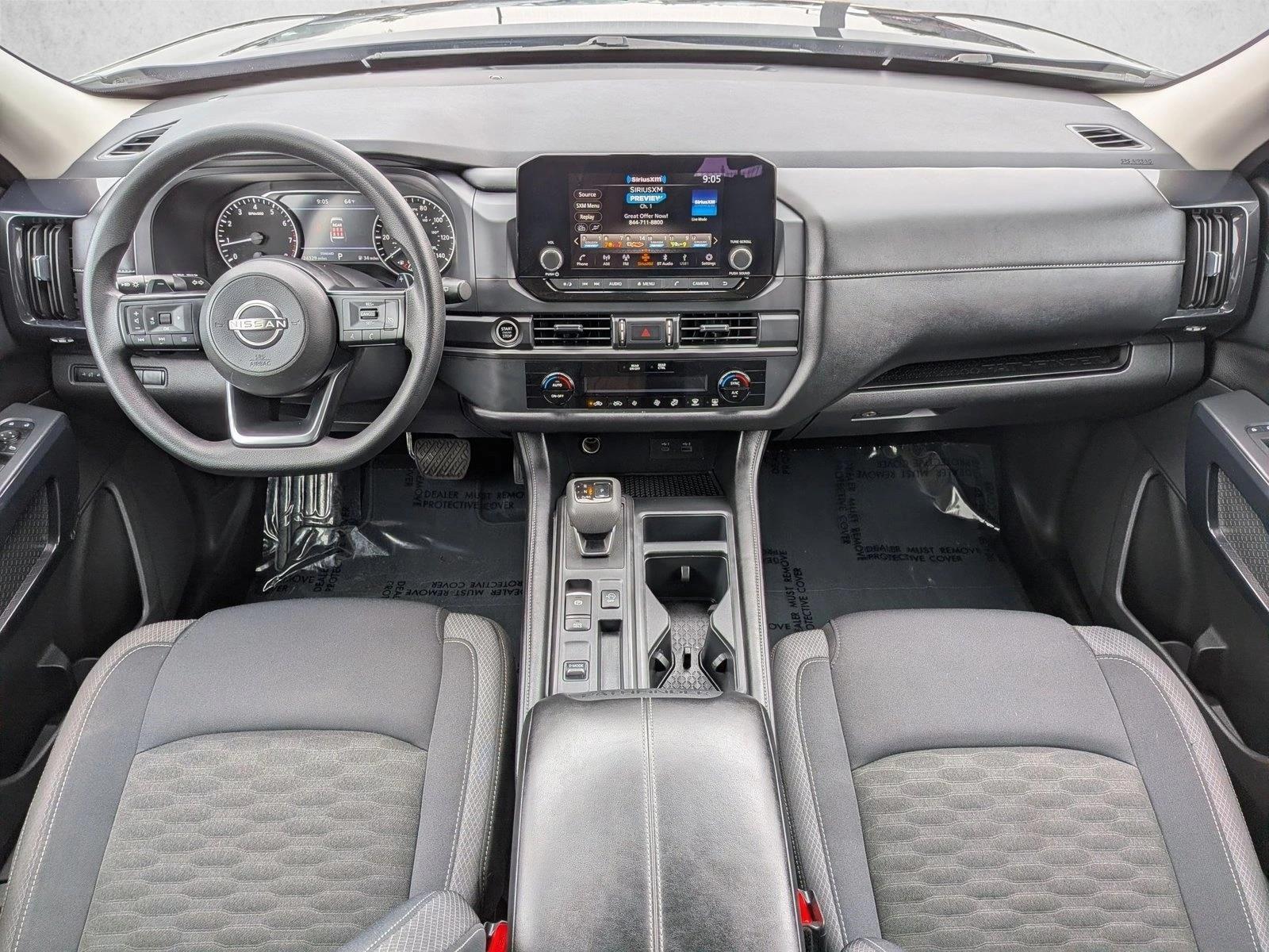 Thumbnail: 2024 Nissan Pathfinder - 3