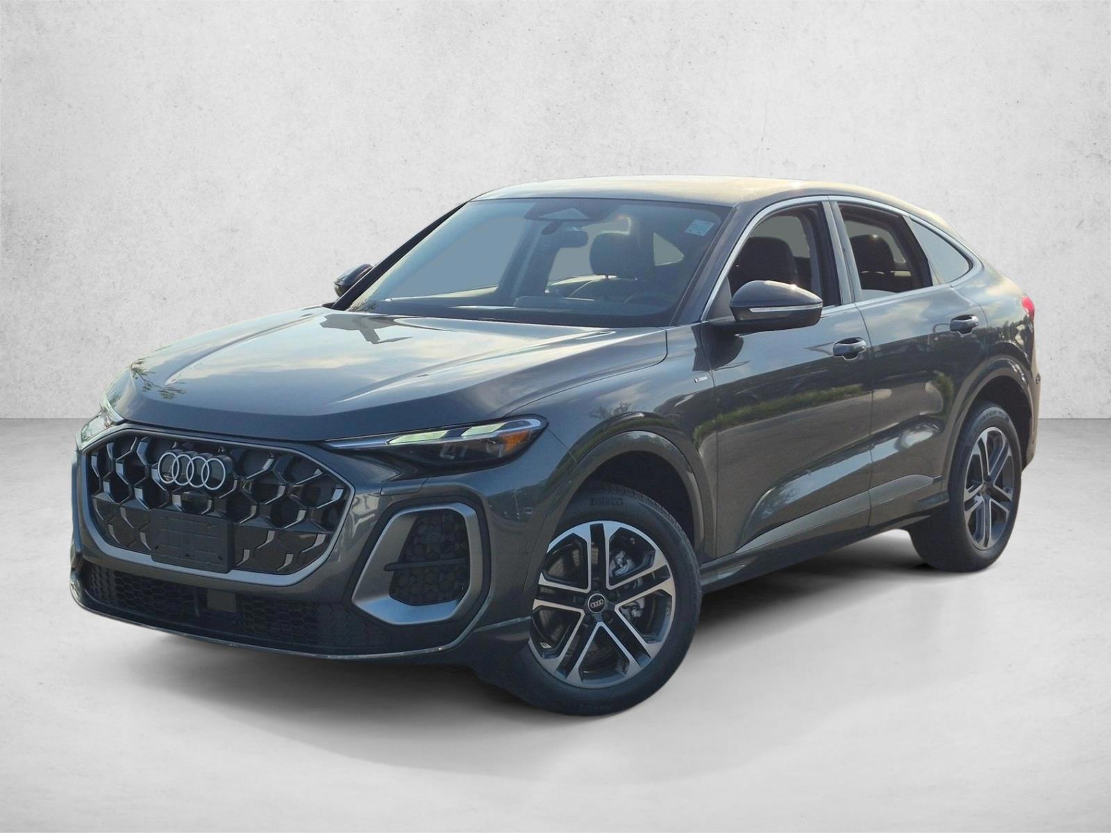 Thumbnail: 2026 Audi Q5 - 1