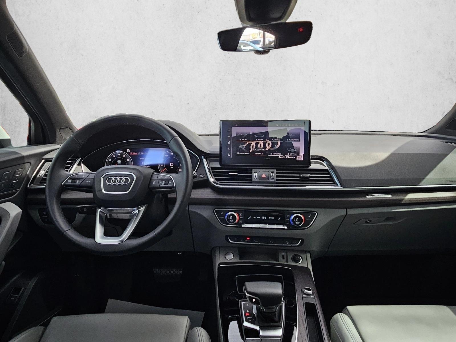 Thumbnail: 2023 Audi Q5 - 3