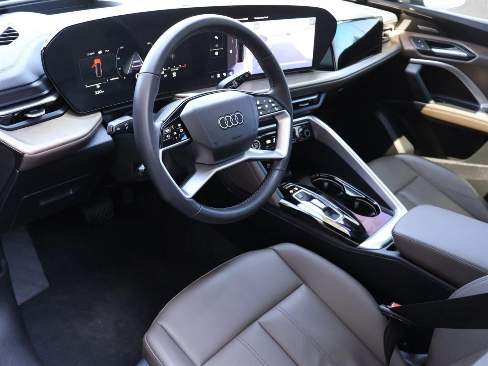 Thumbnail: 2025 Audi Q5 - 3