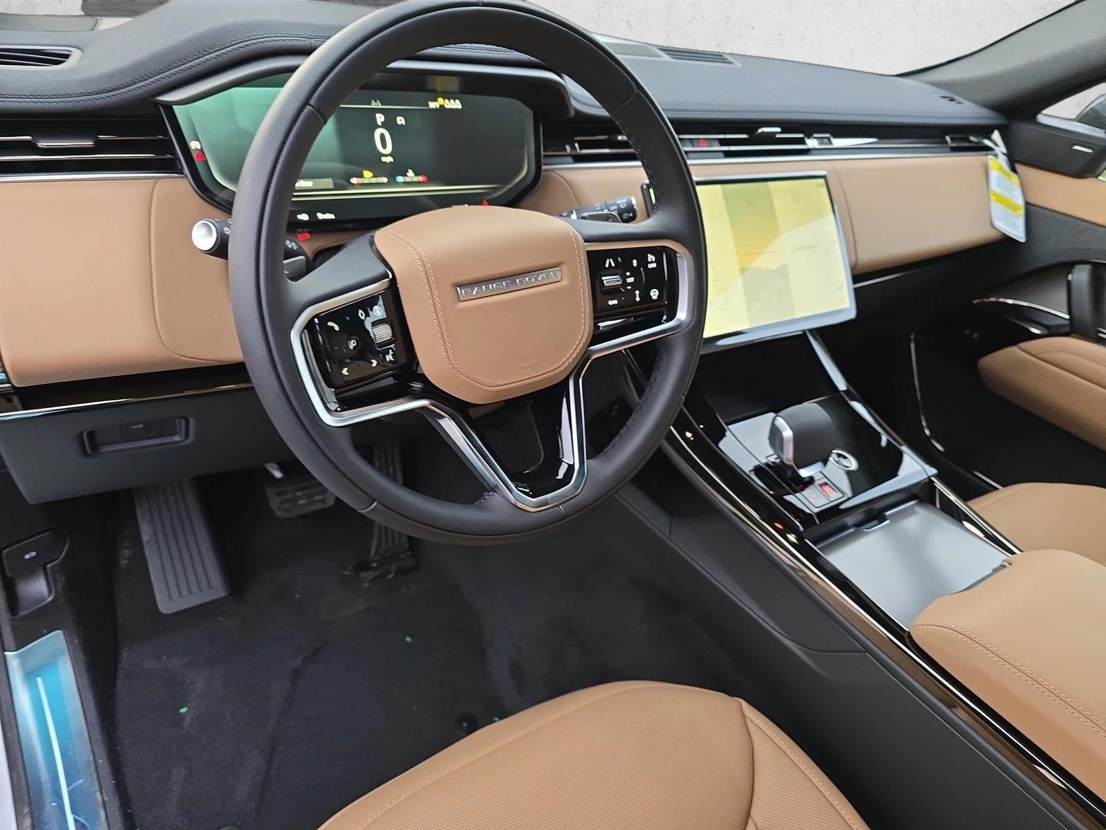 Thumbnail: 2026 Land Rover Range Rover Sport - 4