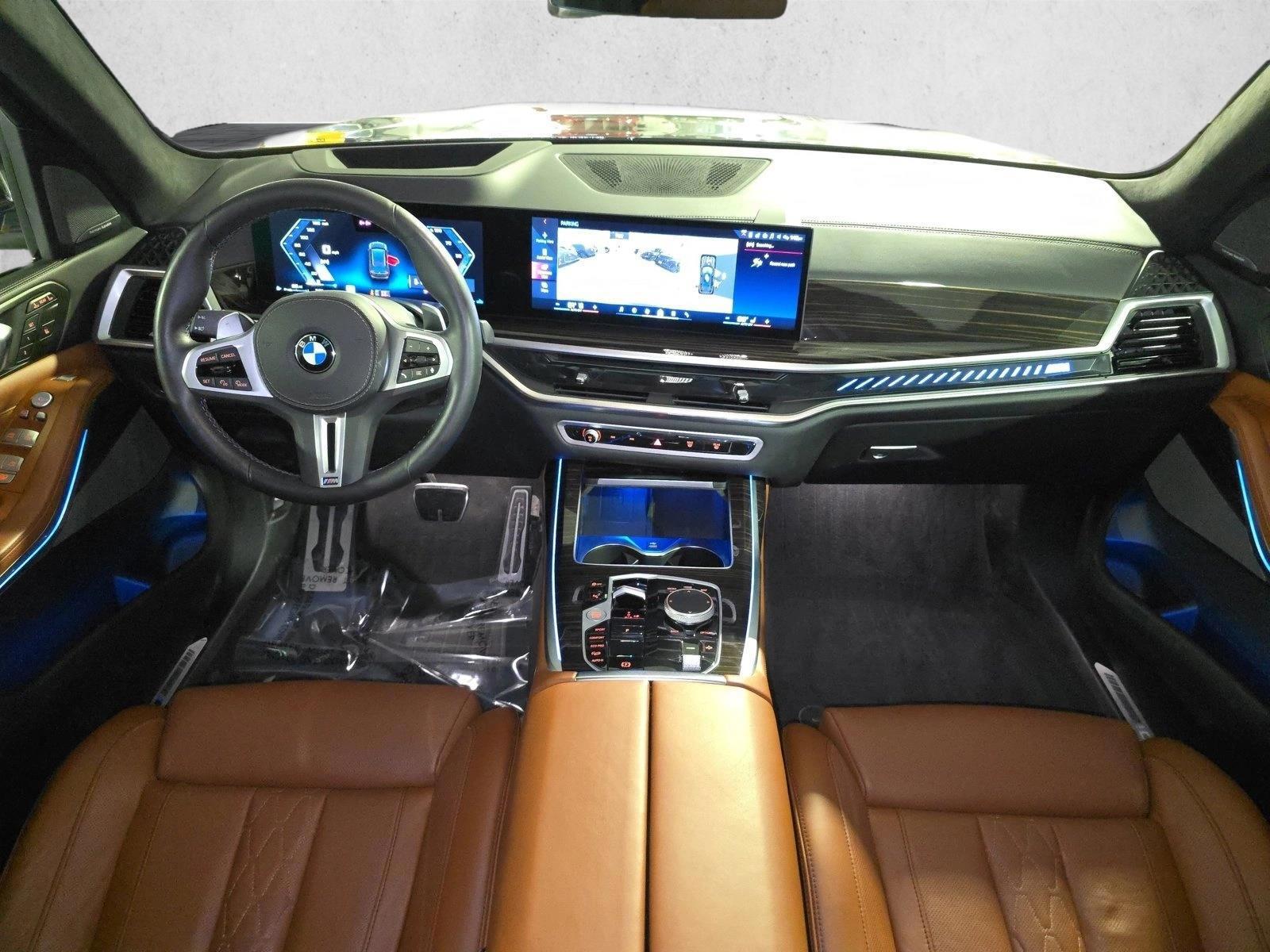 Thumbnail: 2025 BMW X7 - 3