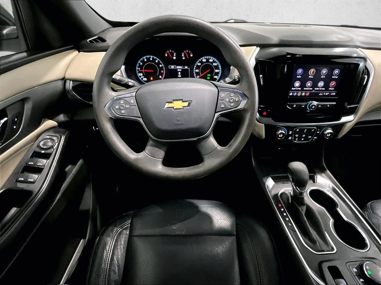 Thumbnail: 2023 Chevrolet Traverse - 3