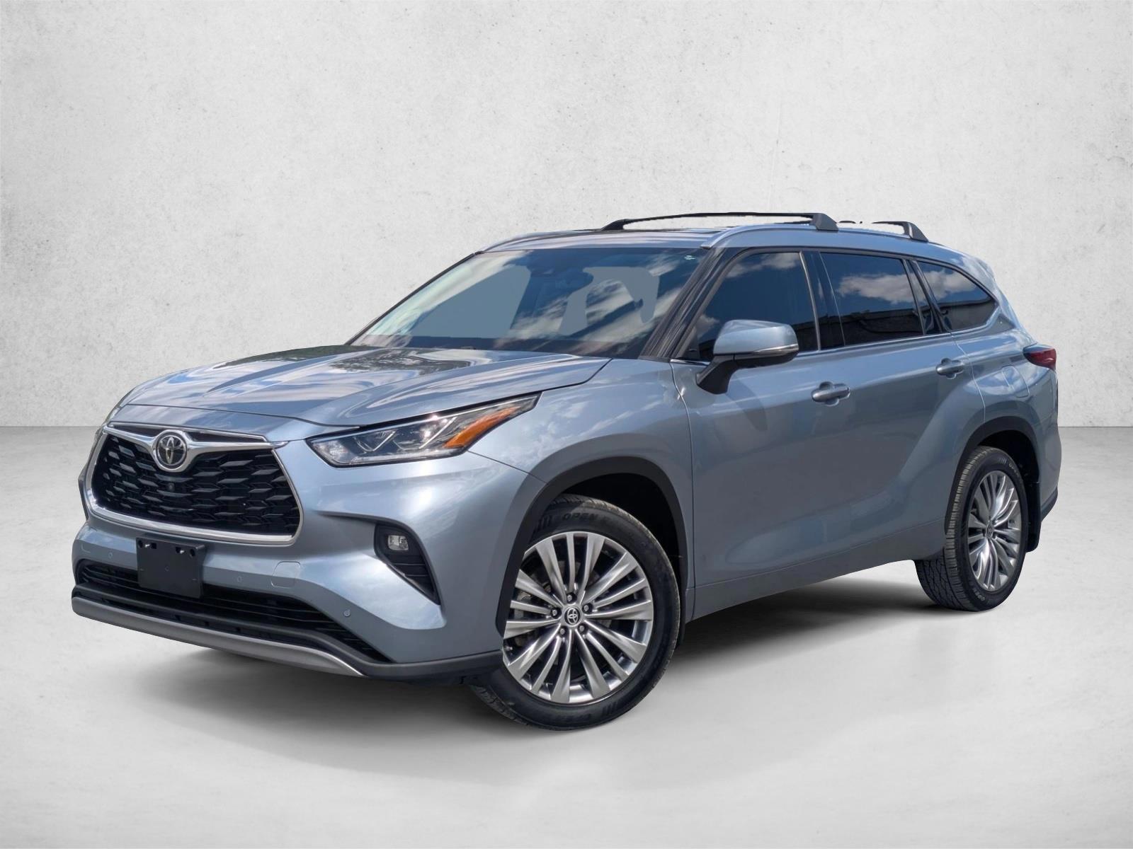 Thumbnail: 2022 Toyota Highlander - 1
