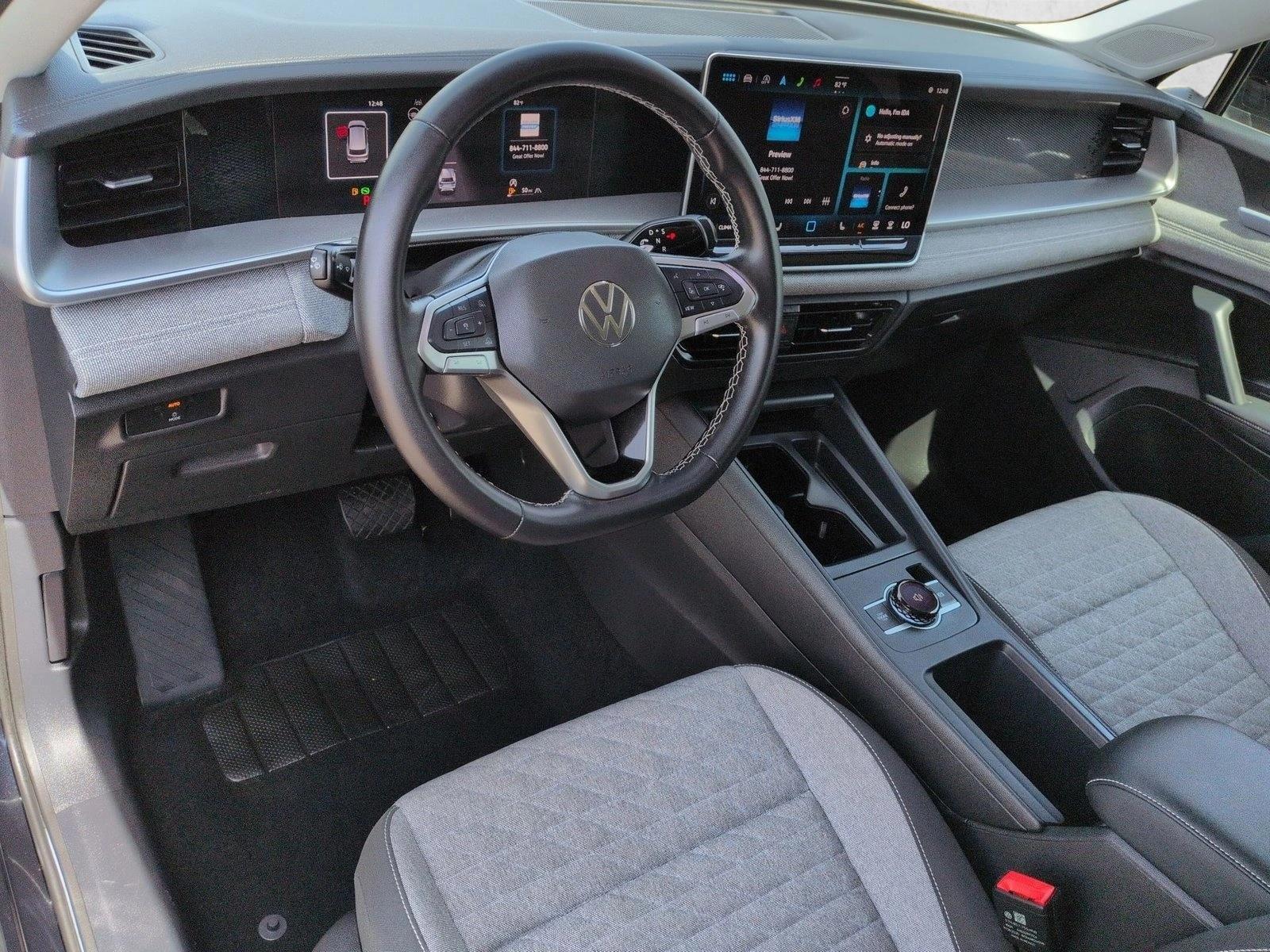 Thumbnail: 2025 Volkswagen Tiguan - 4