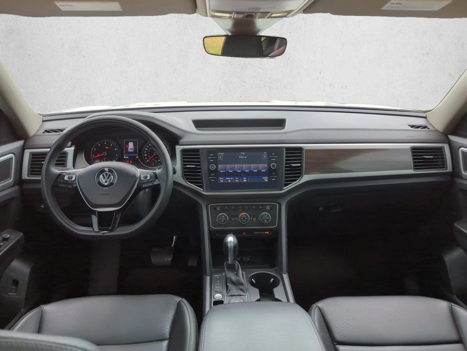Thumbnail: 2019 Volkswagen Atlas - 2