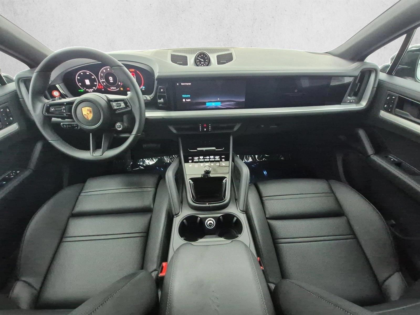 Thumbnail: 2026 Porsche Cayenne - 4