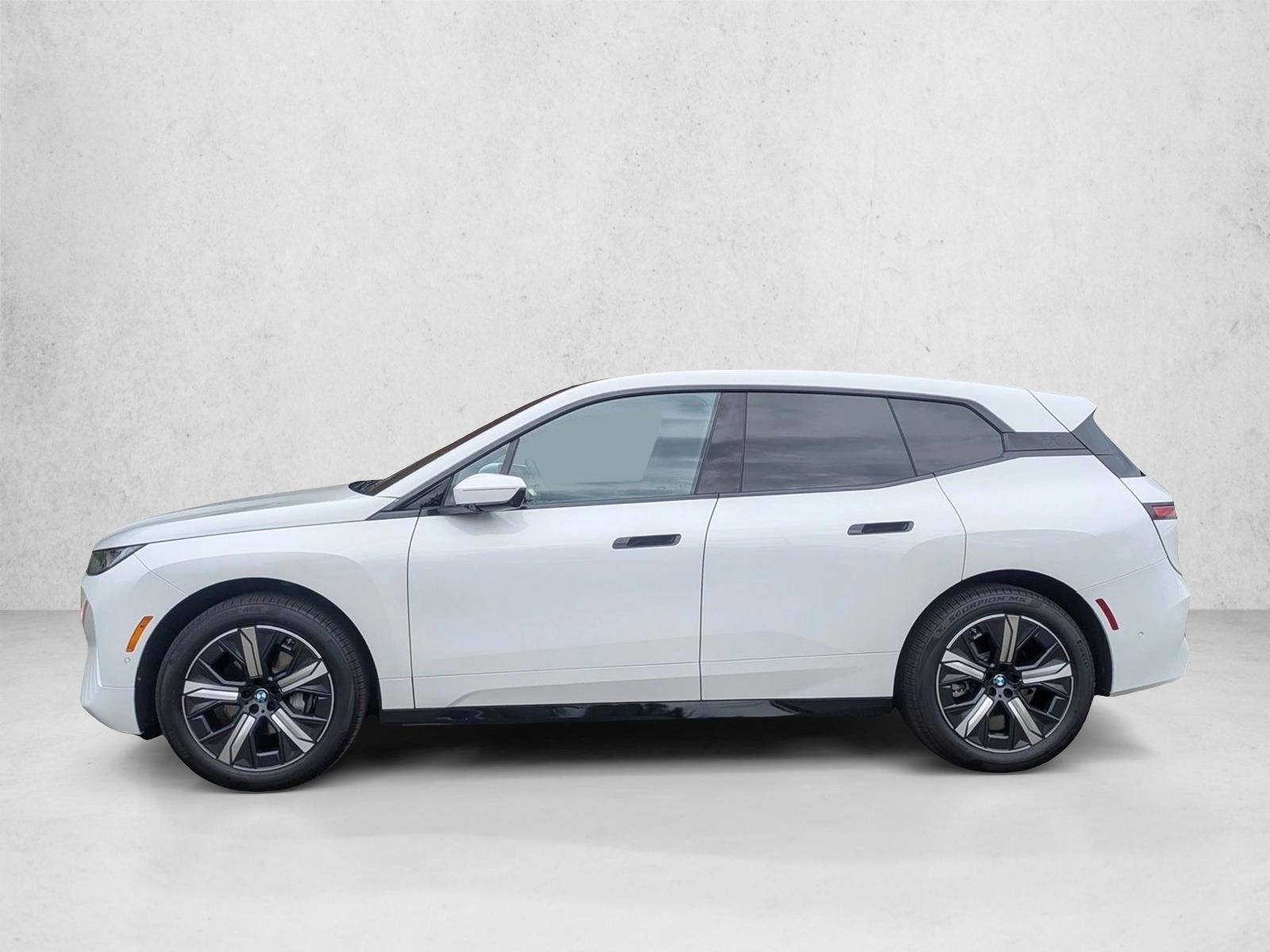 Thumbnail: 2026 BMW iX - 2