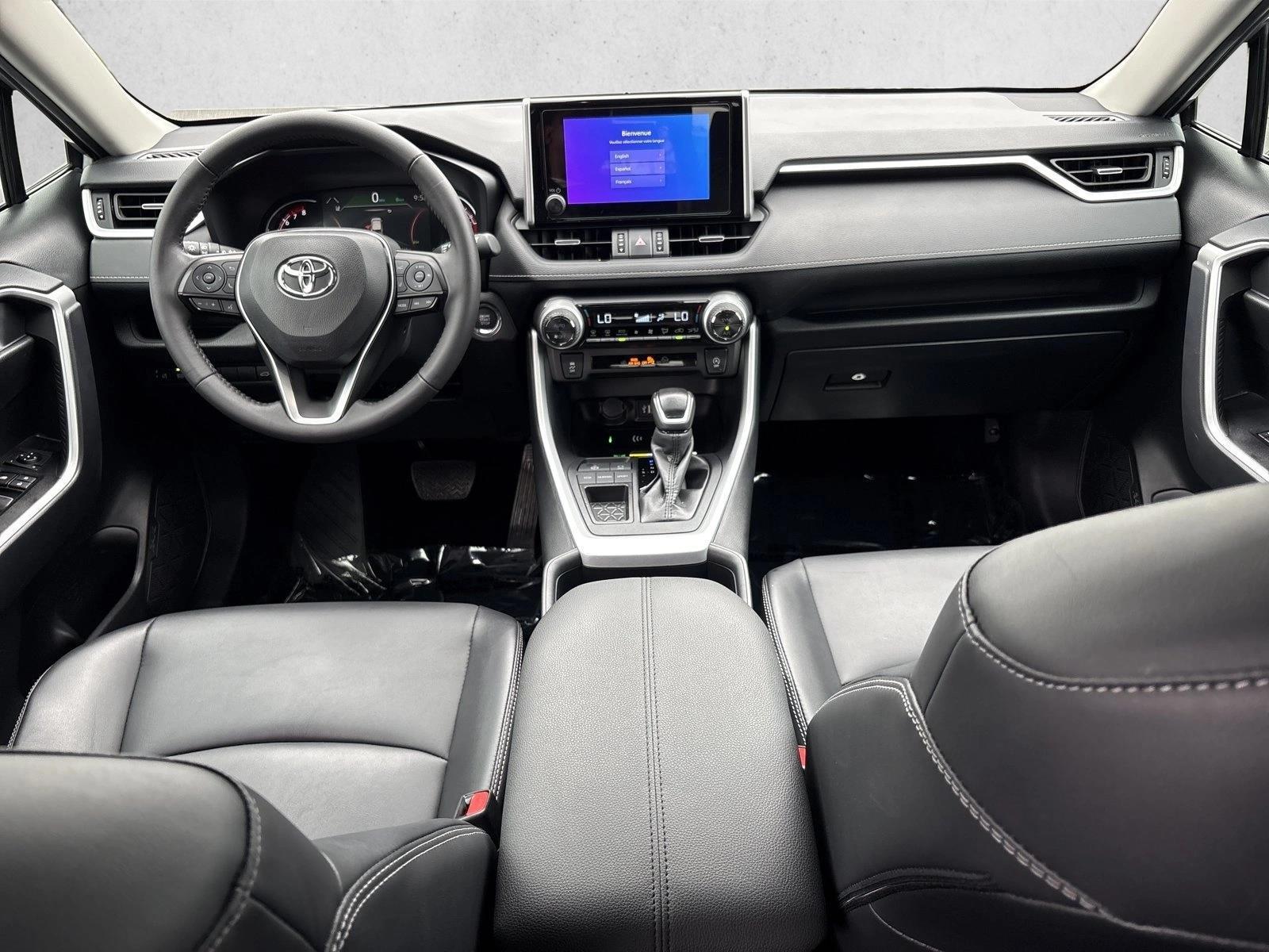 Thumbnail: 2025 Toyota RAV4 - 3