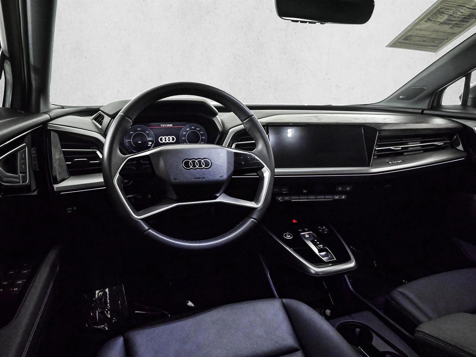 Thumbnail: 2025 Audi Q4 e-tron - 3