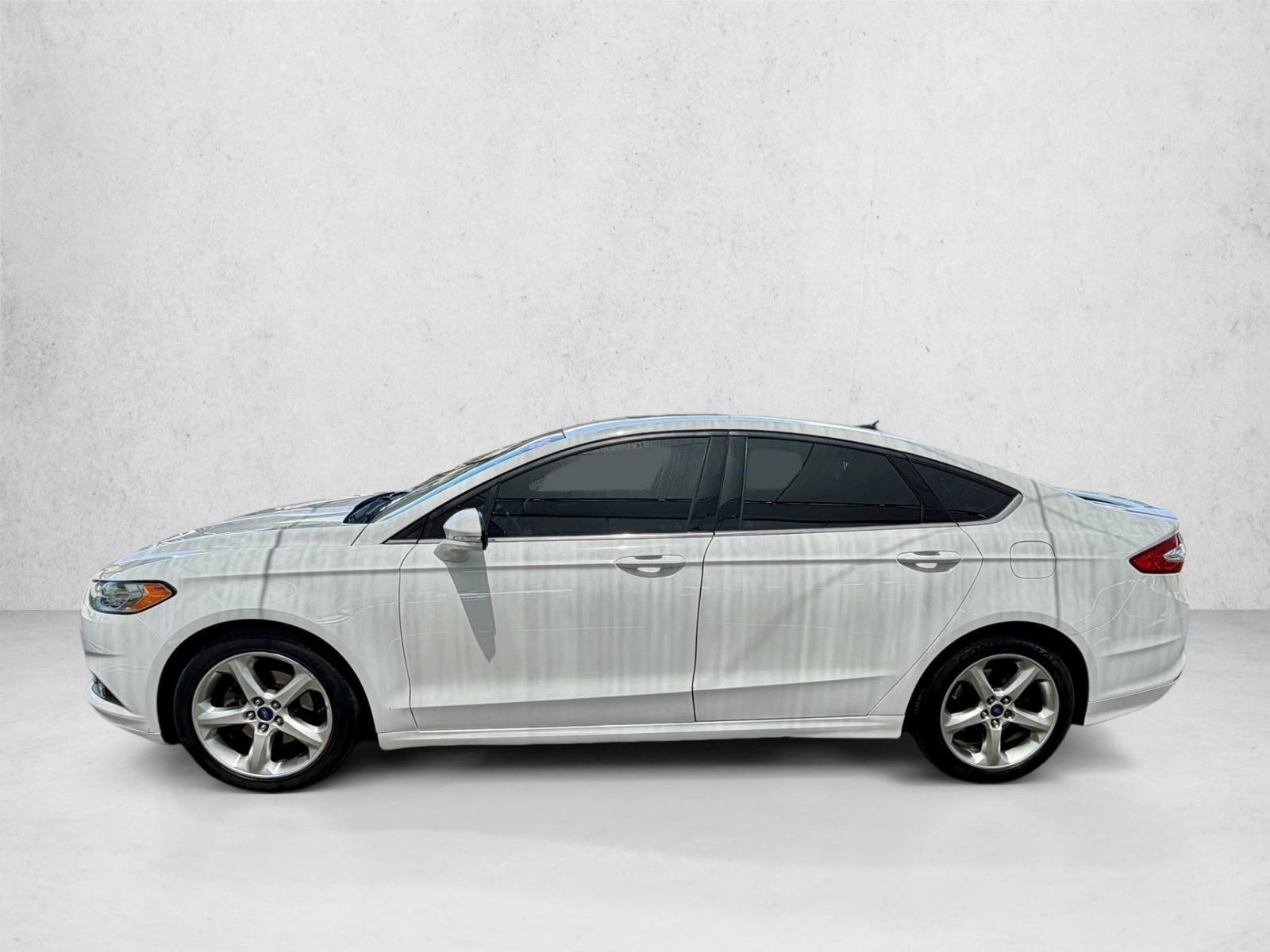 Thumbnail: 2016 Ford Fusion - 2