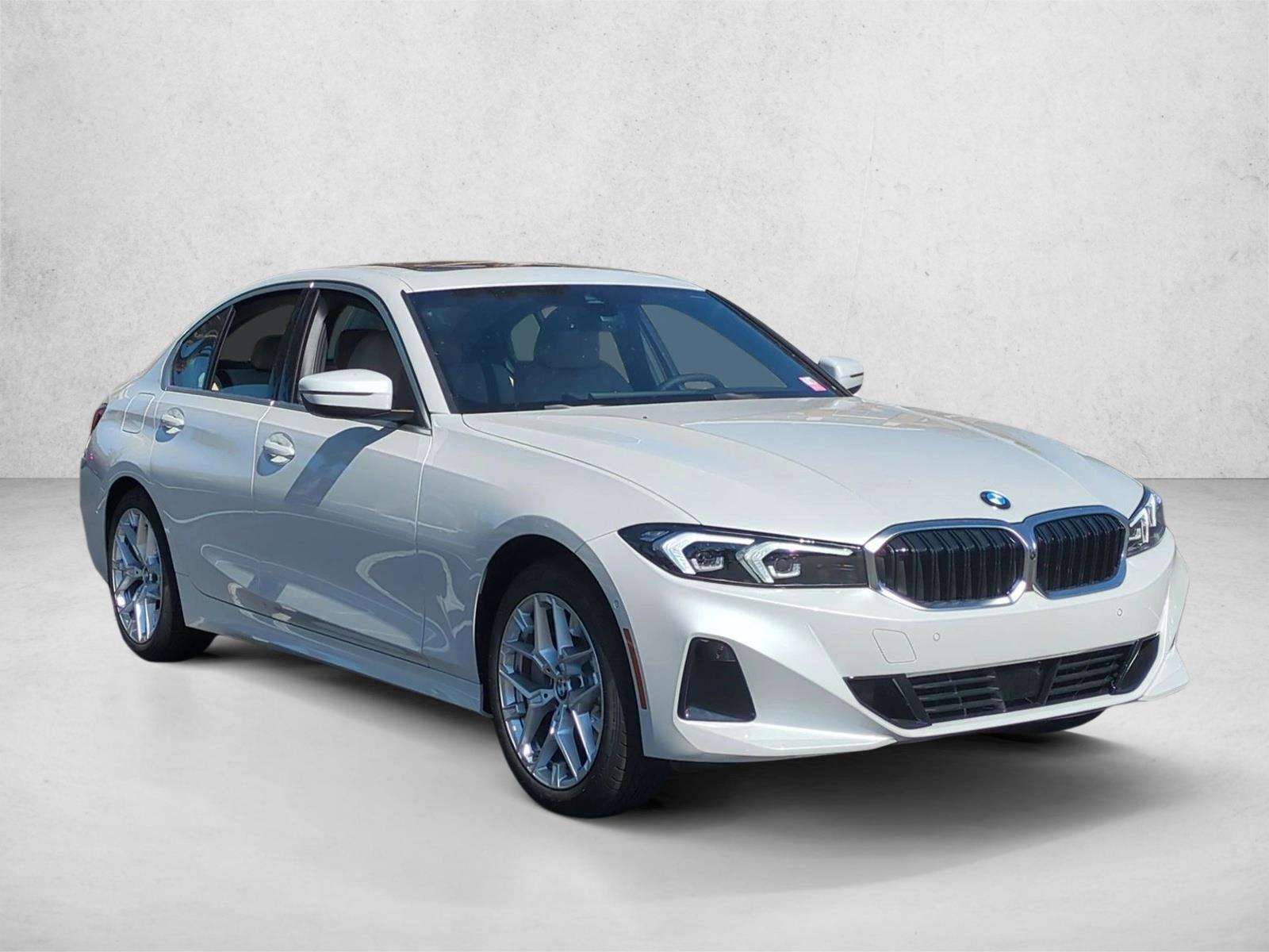 2026 BMW 3 Series 330i - Photo 7