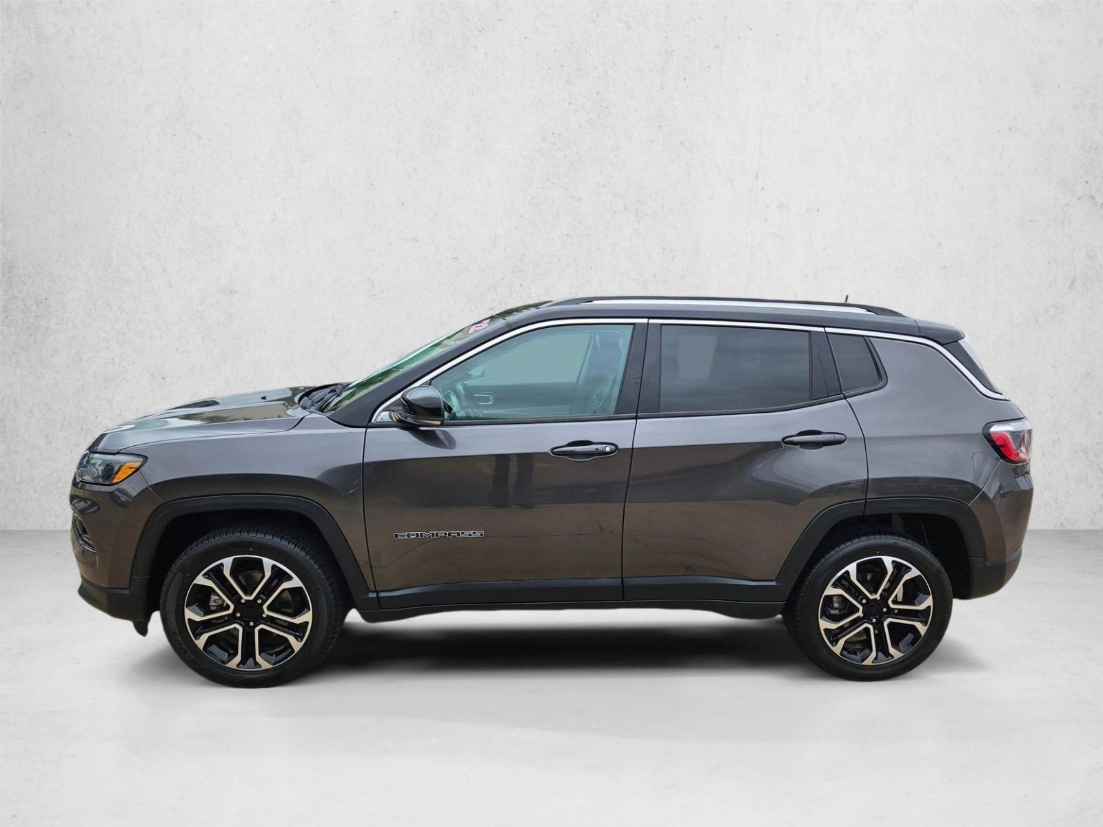 Thumbnail: 2022 Jeep Compass - 2