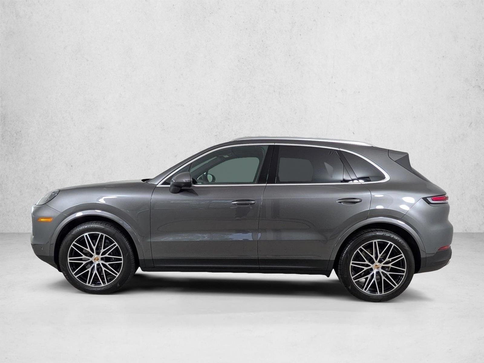 Thumbnail: 2026 Porsche Cayenne - 2