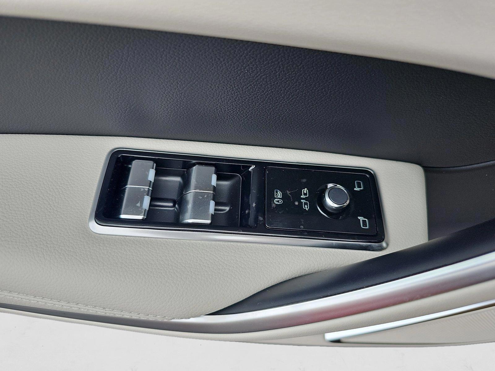 2026 Jaguar F-Pace R-Dynamic S - Photo 25