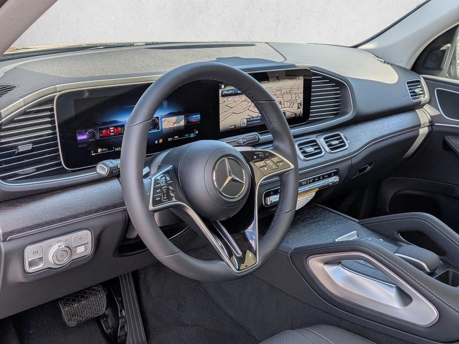 Thumbnail: 2026 Mercedes-Benz GLE - 3