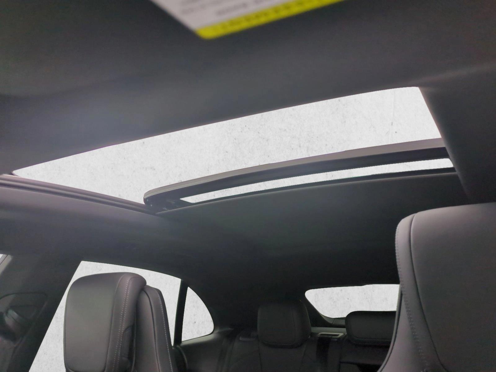 2026 Porsche Macan Base - Photo 26