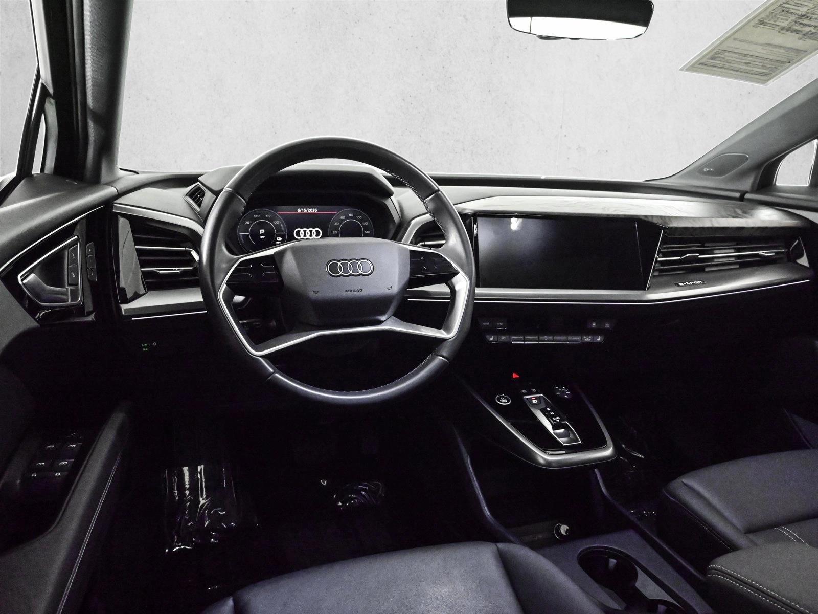 Thumbnail: 2023 Audi Q4 e-tron - 3