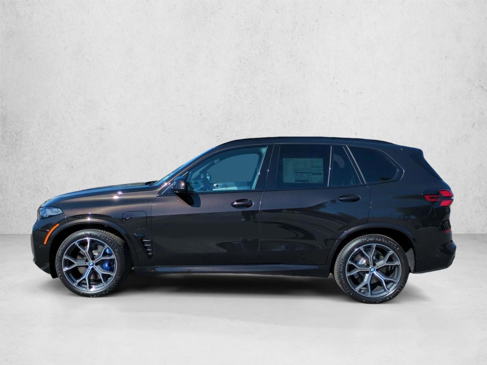 Thumbnail: 2026 BMW X5 - 2