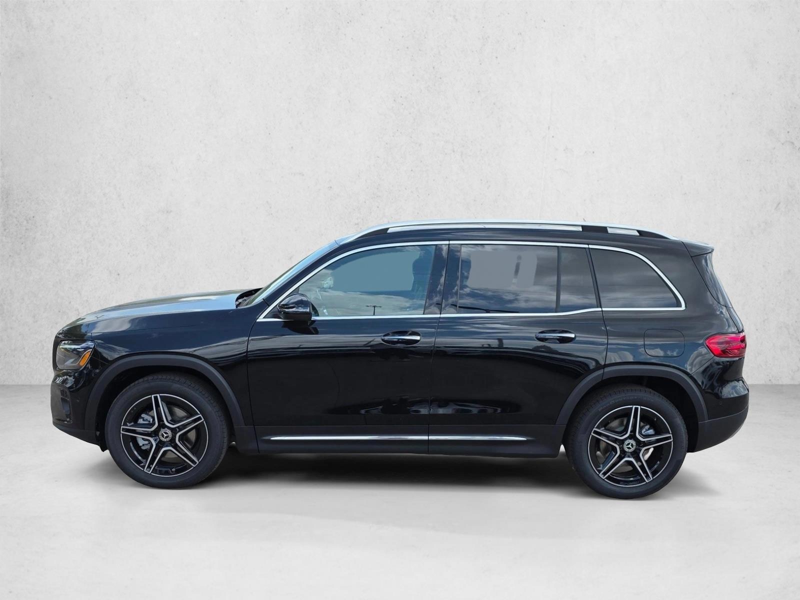 Thumbnail: 2026 Mercedes-Benz GLB - 2