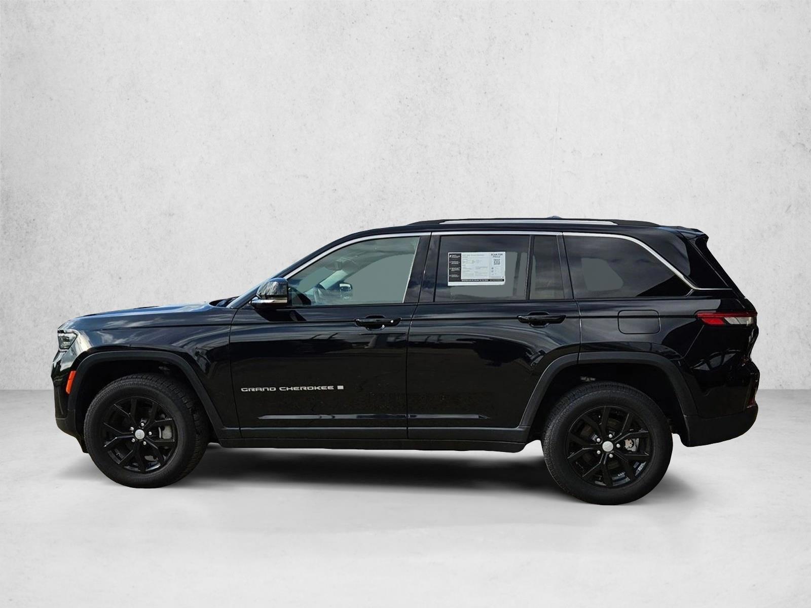 Thumbnail: 2023 Jeep Grand Cherokee - 2