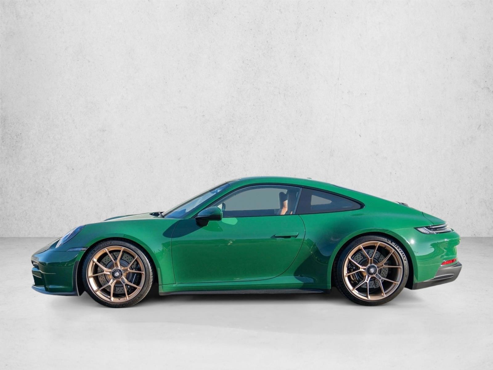 Thumbnail: 2022 Porsche 911 - 2