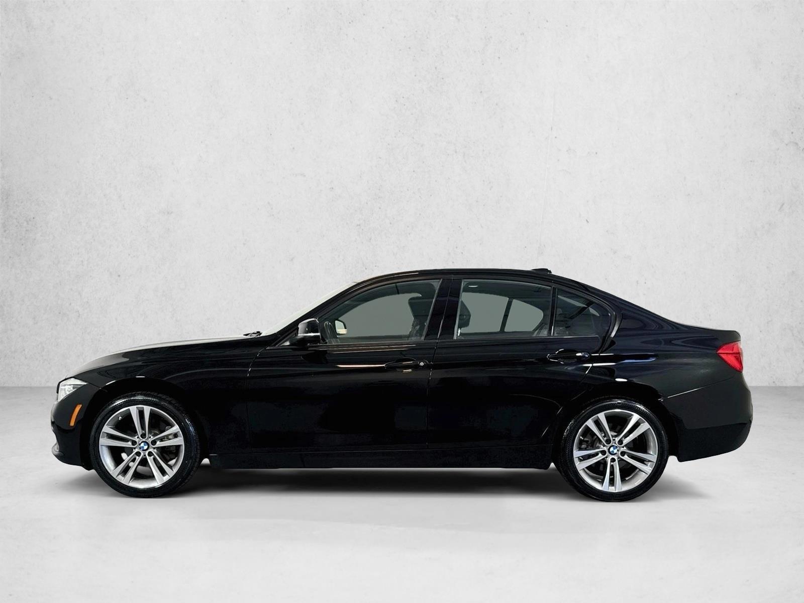Thumbnail: 2016 BMW 3 Series - 2