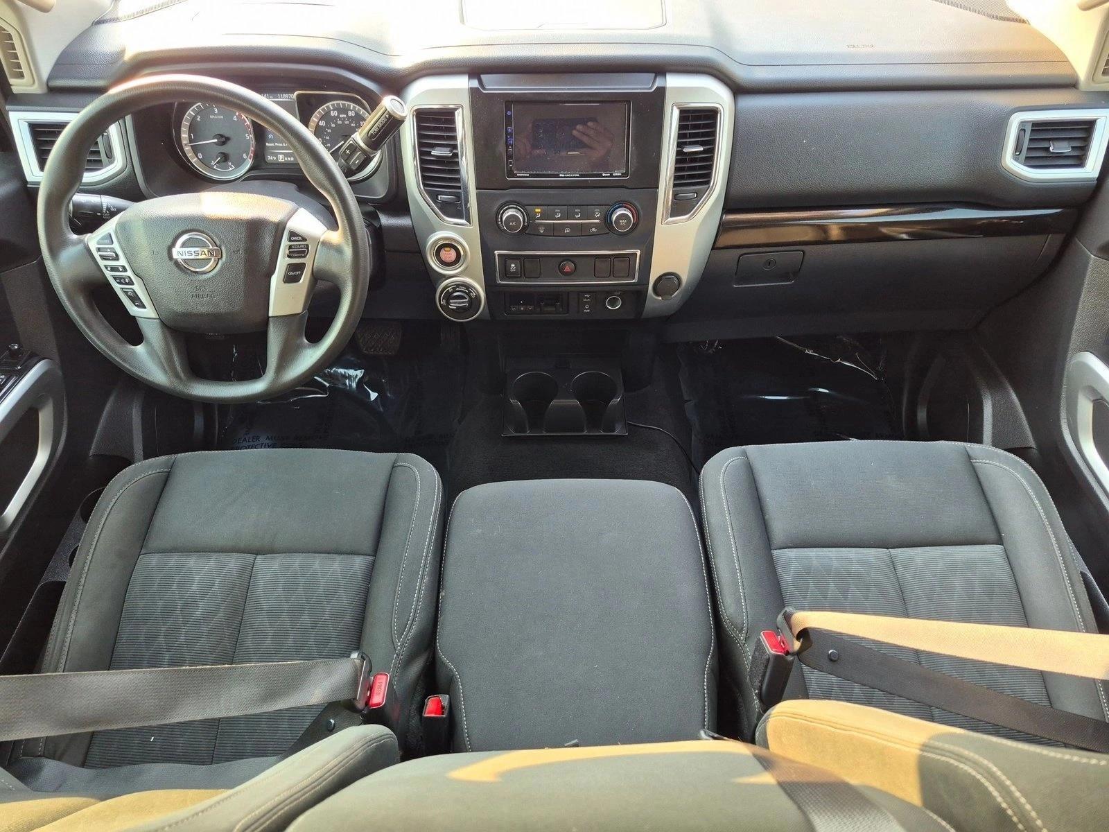 Thumbnail: 2017 Nissan Titan - 3