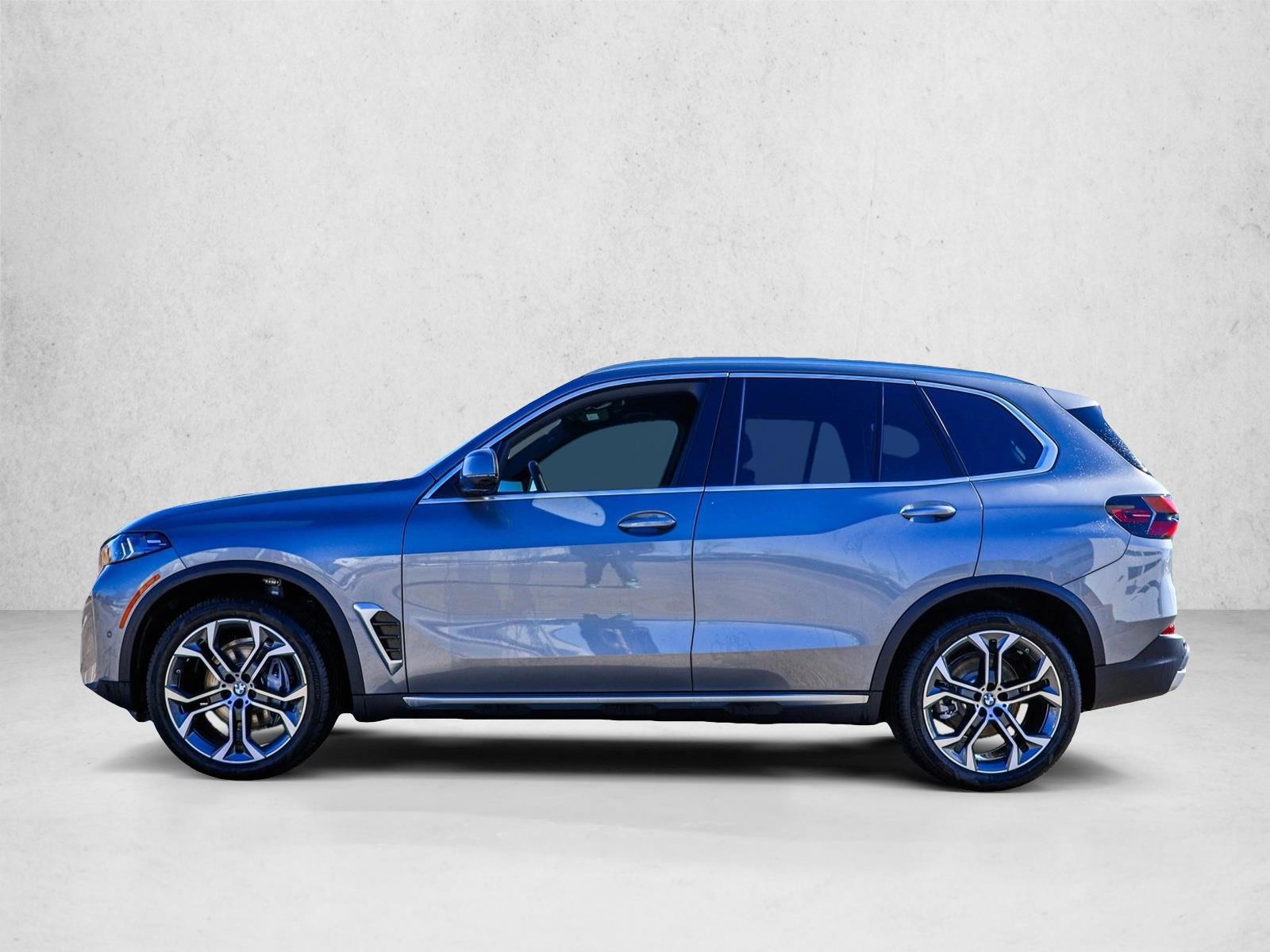 Thumbnail: 2026 BMW X5 - 2