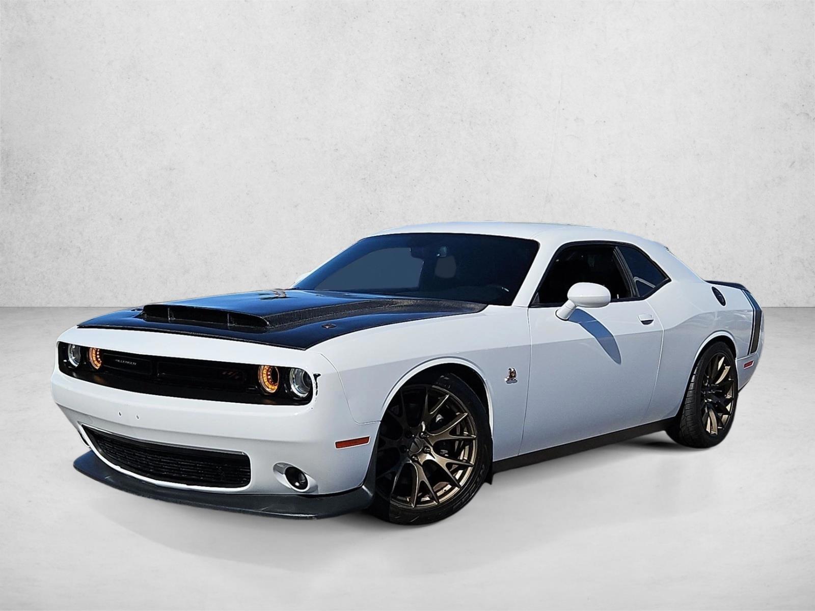 Thumbnail: 2018 Dodge Challenger - 1
