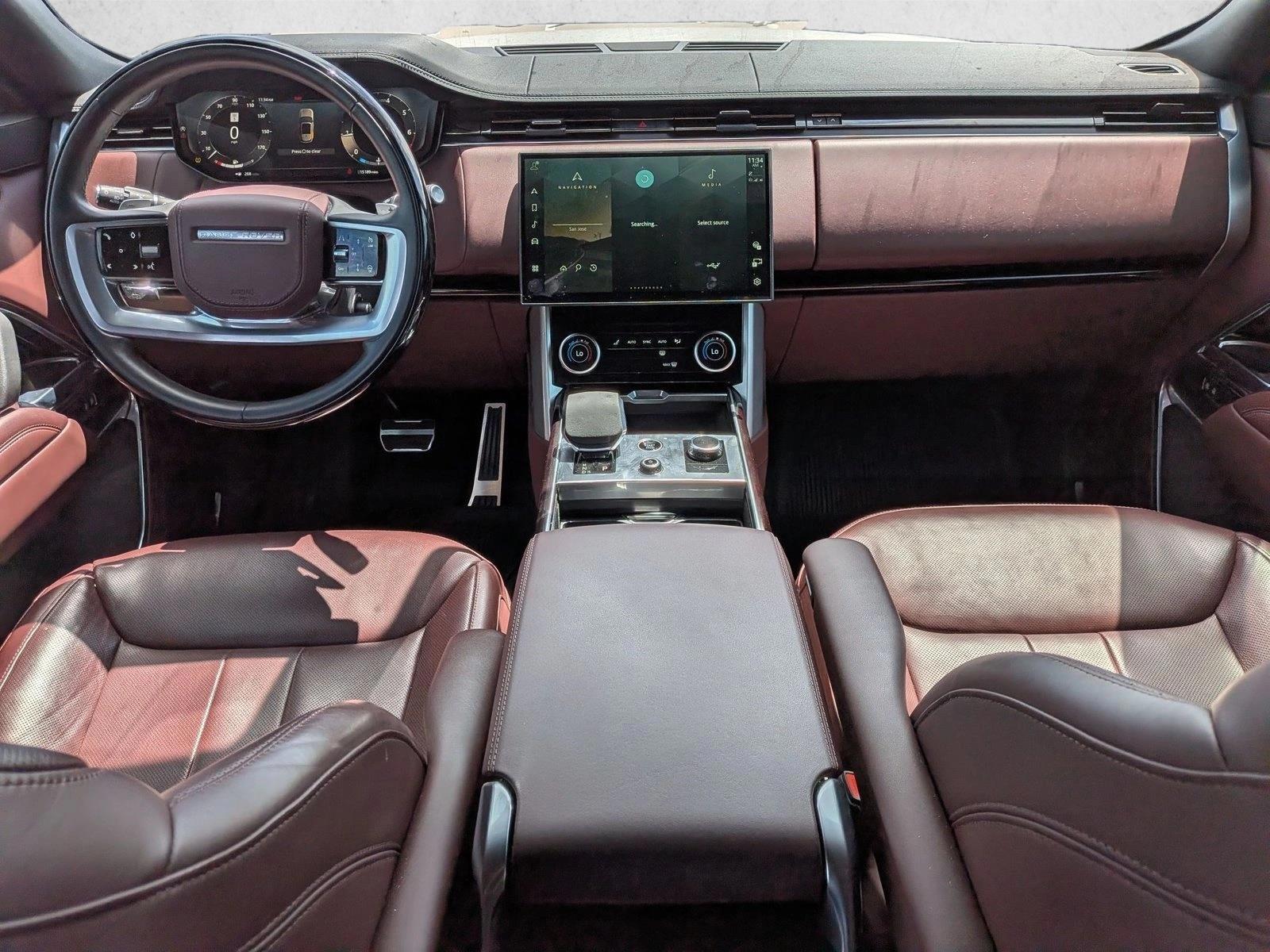 Thumbnail: 2023 Land Rover Range Rover - 4
