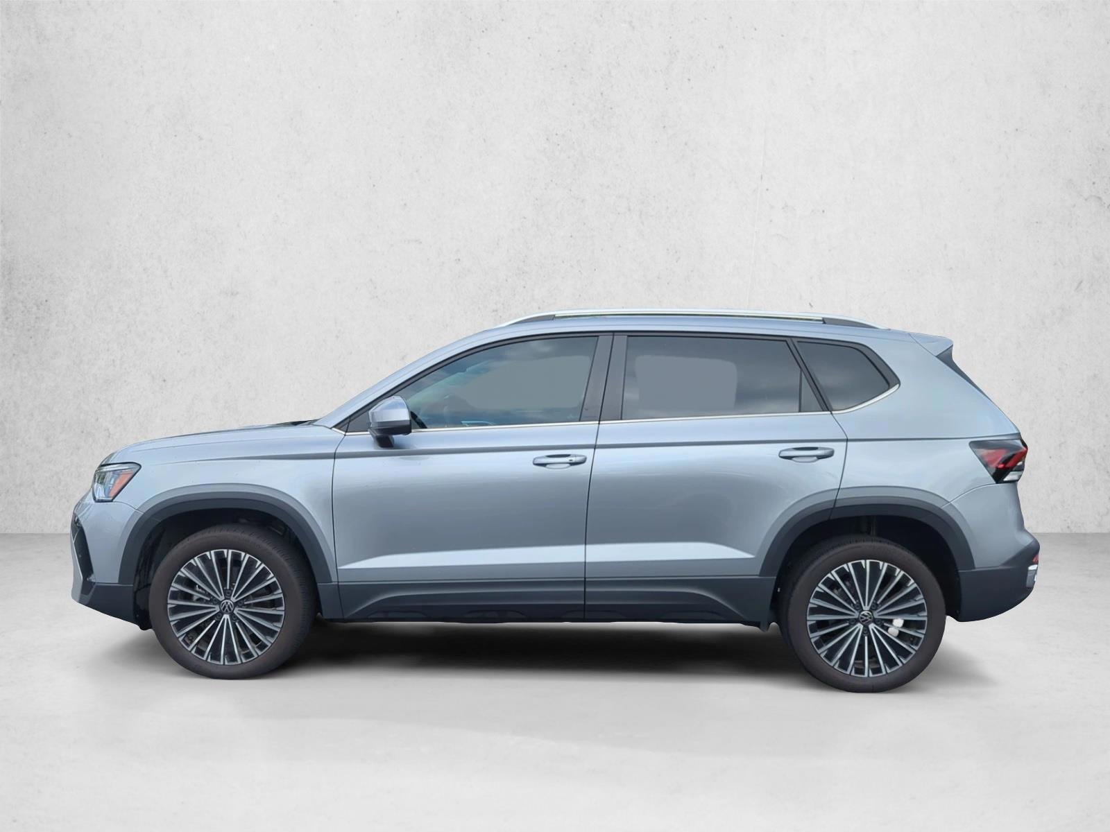 Thumbnail: 2025 Volkswagen Taos - 2