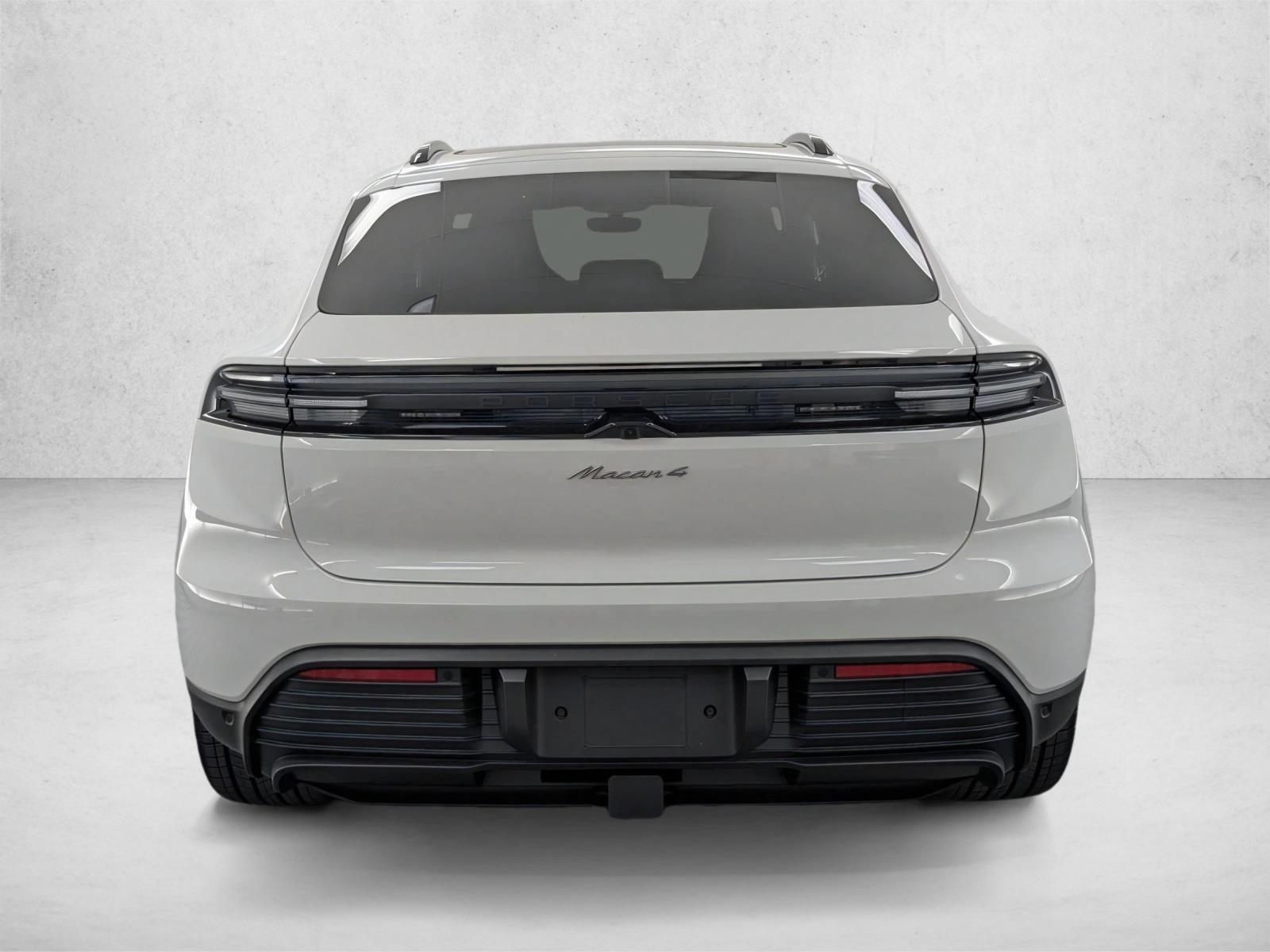 2025 Porsche Macan Base - Photo 10