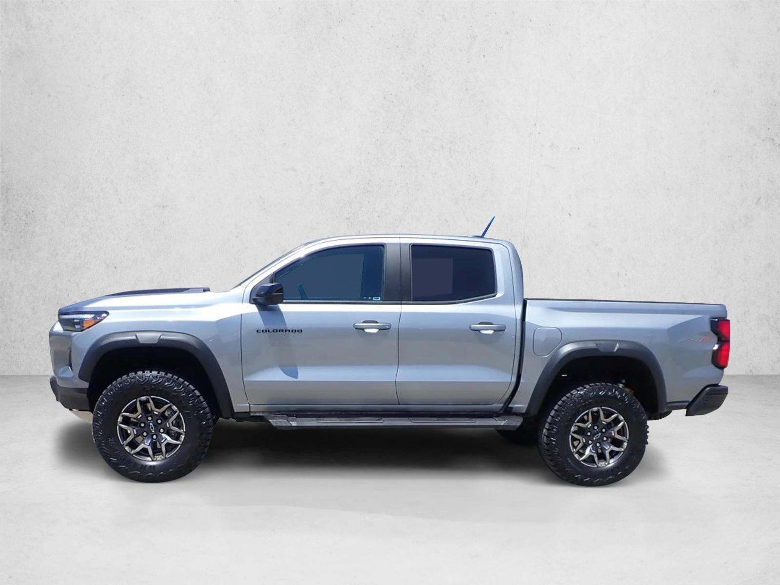 Thumbnail: 2024 Chevrolet Colorado - 2