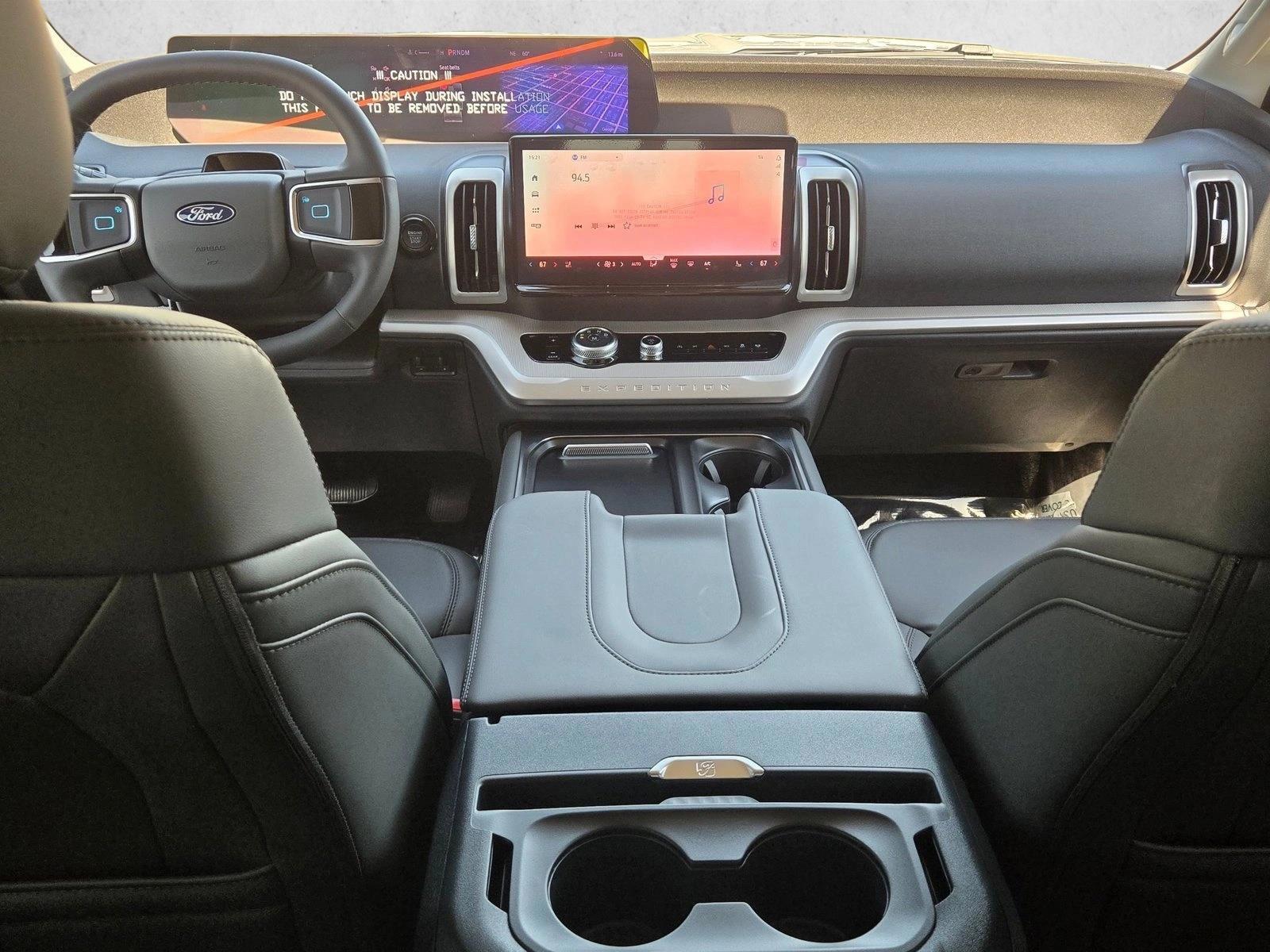 Thumbnail: 2026 Ford Expedition - 3