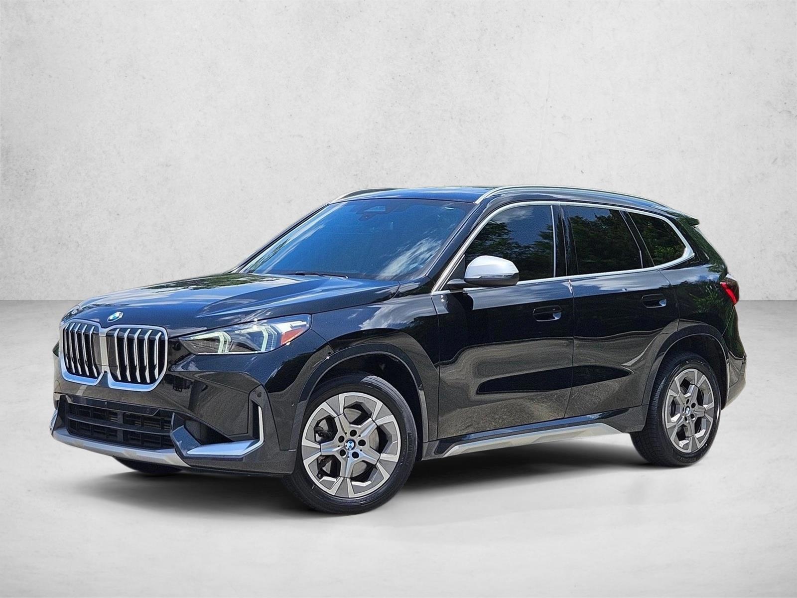 Thumbnail: 2023 BMW X1 - 1