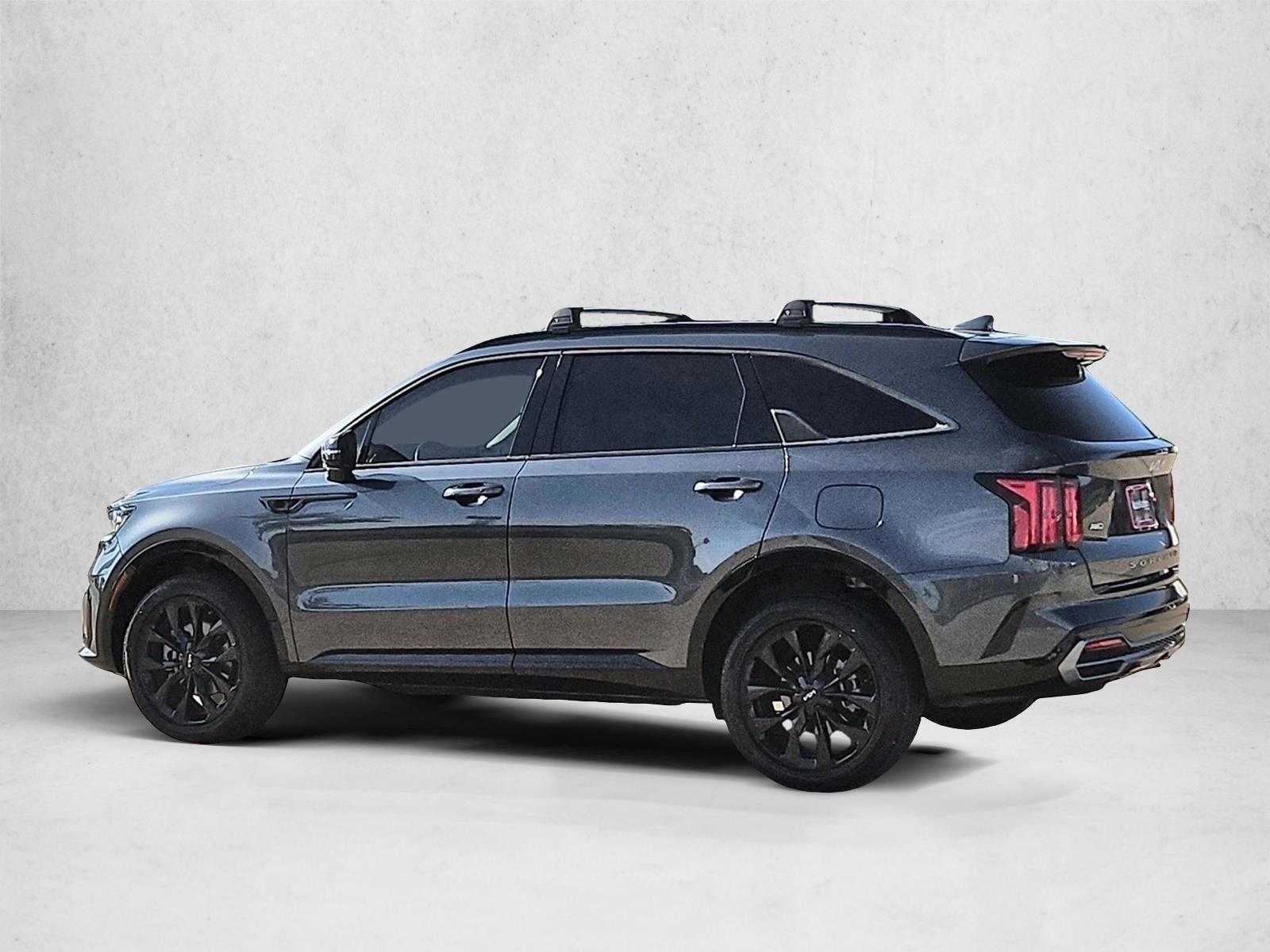 Thumbnail: 2022 Kia Sorento - 2