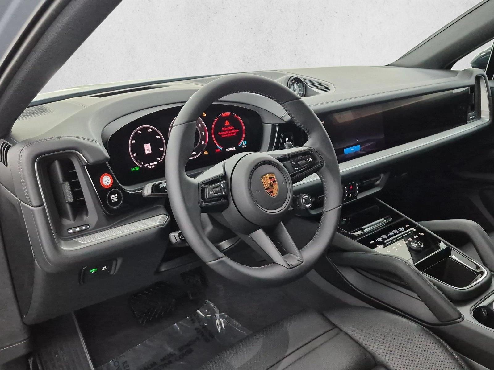 Thumbnail: 2026 Porsche Cayenne - 3